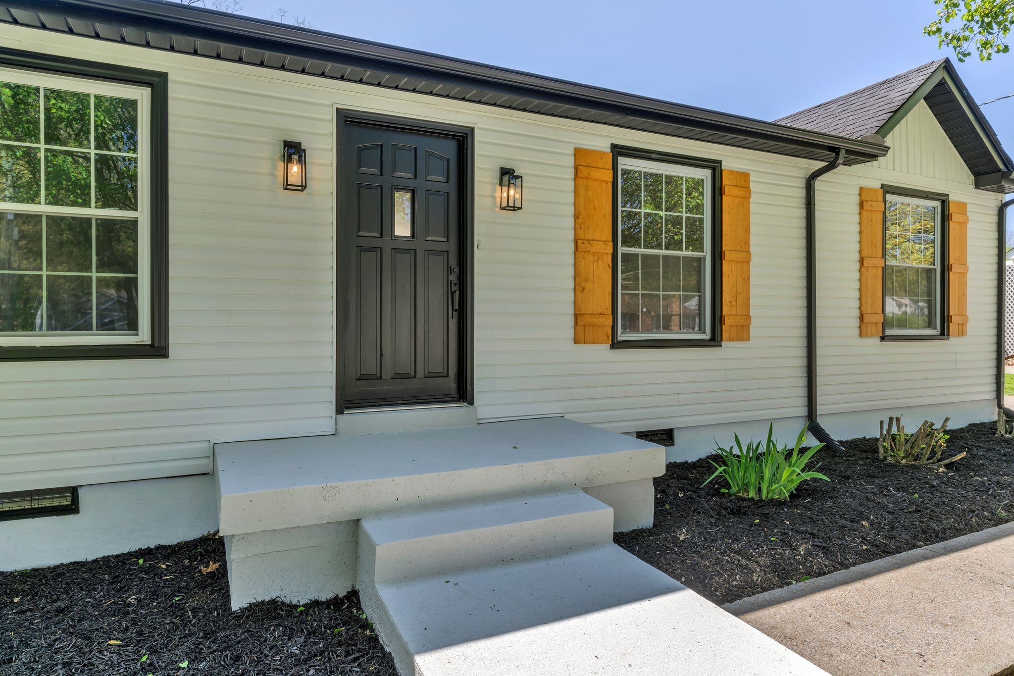 202 Timberlake Dr, Hendersonville, TN 37075