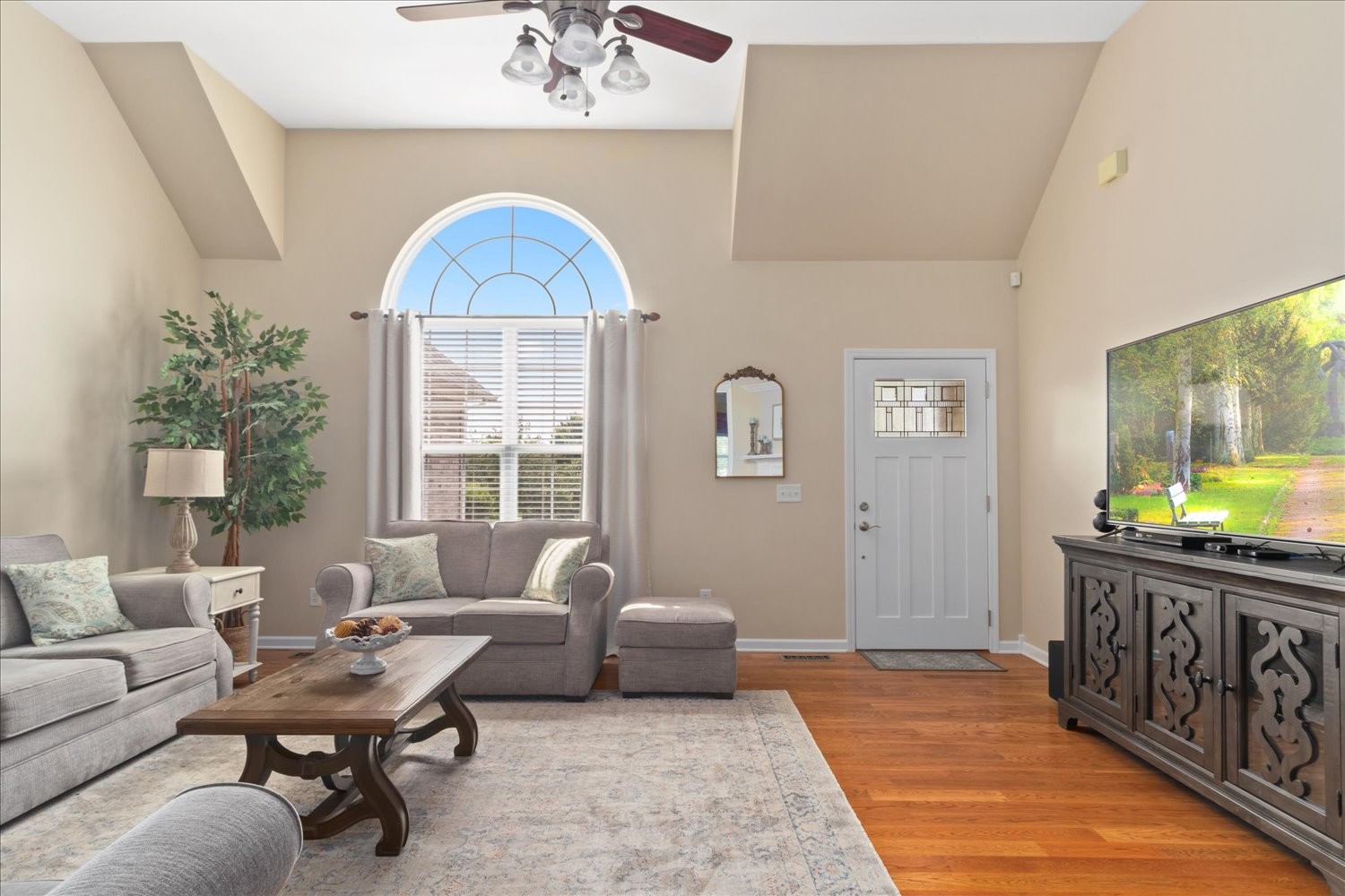 923 Crosby Ct, Columbia, TN 38401