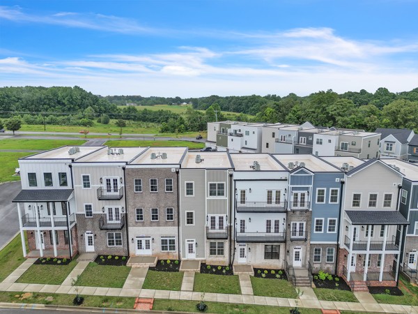195 Charleston Ave, Pleasant View, TN 37146