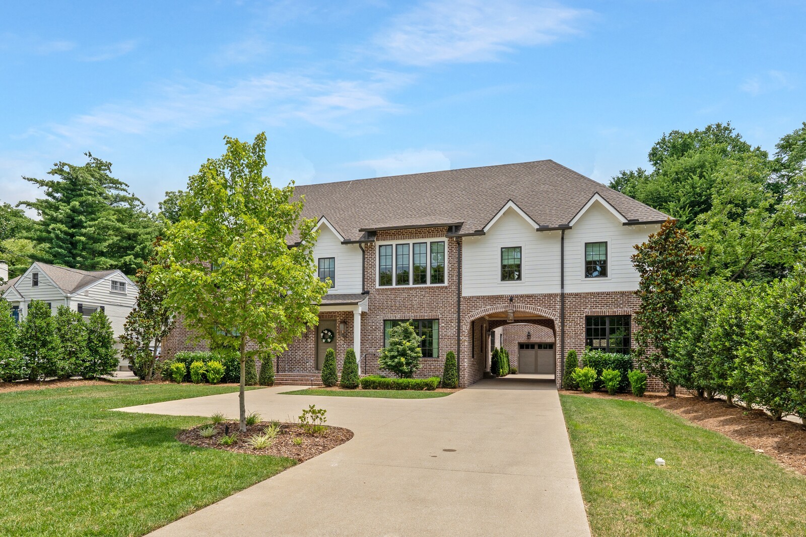 2909 Compton Rd, Nashville, TN 37215