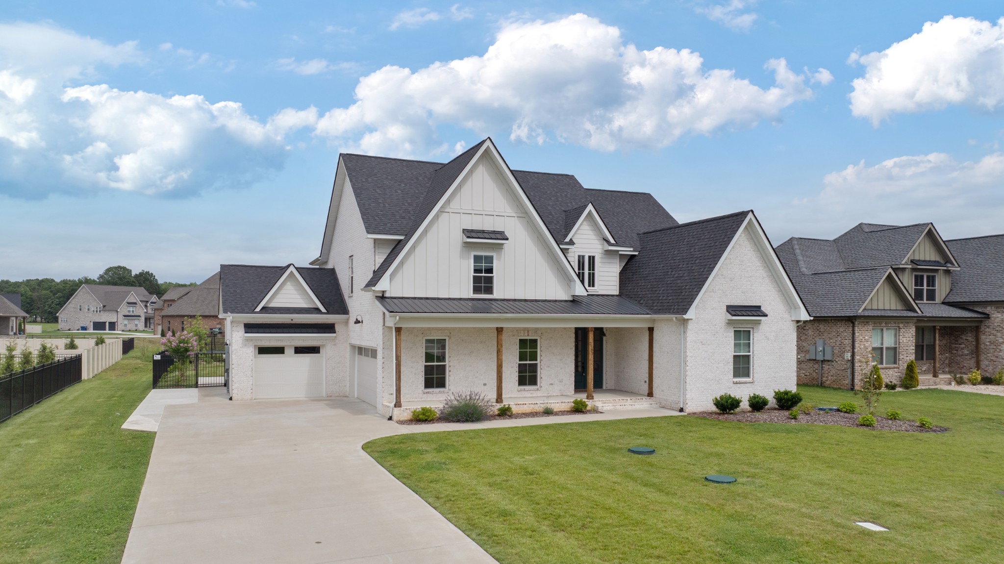 2707 Congress Dr, Murfreesboro, TN 37128