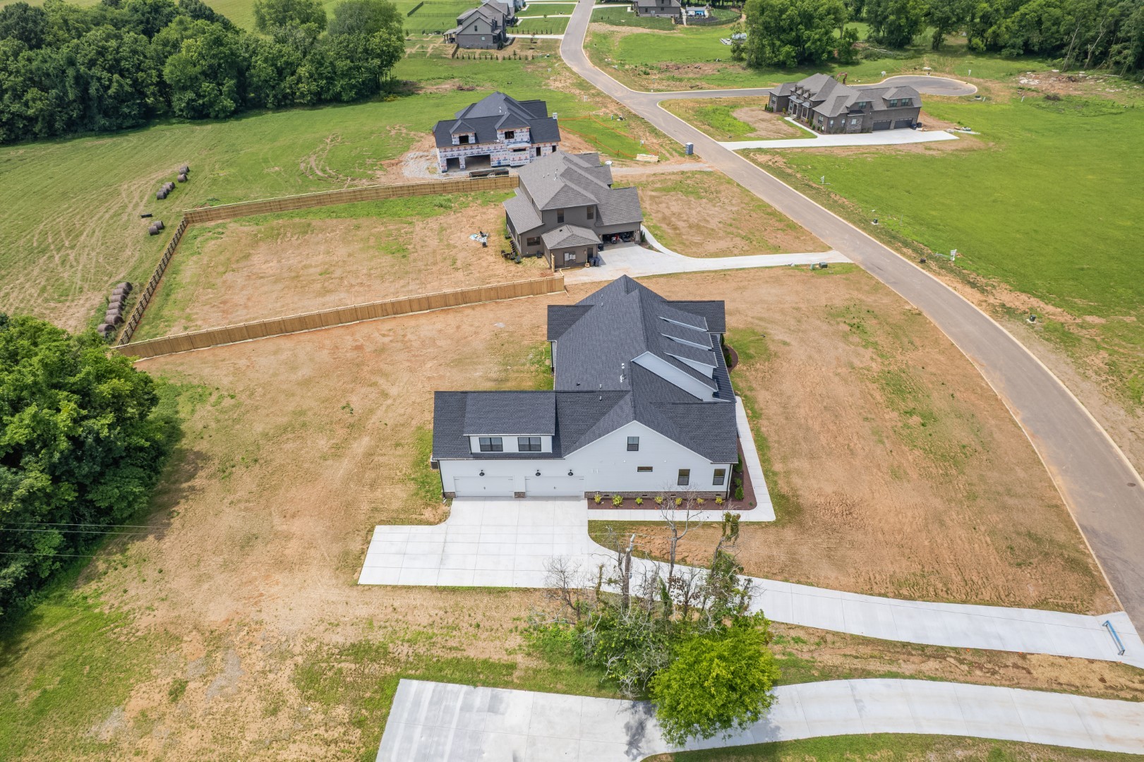 1096 Peyton Pl, Columbia, TN 38401