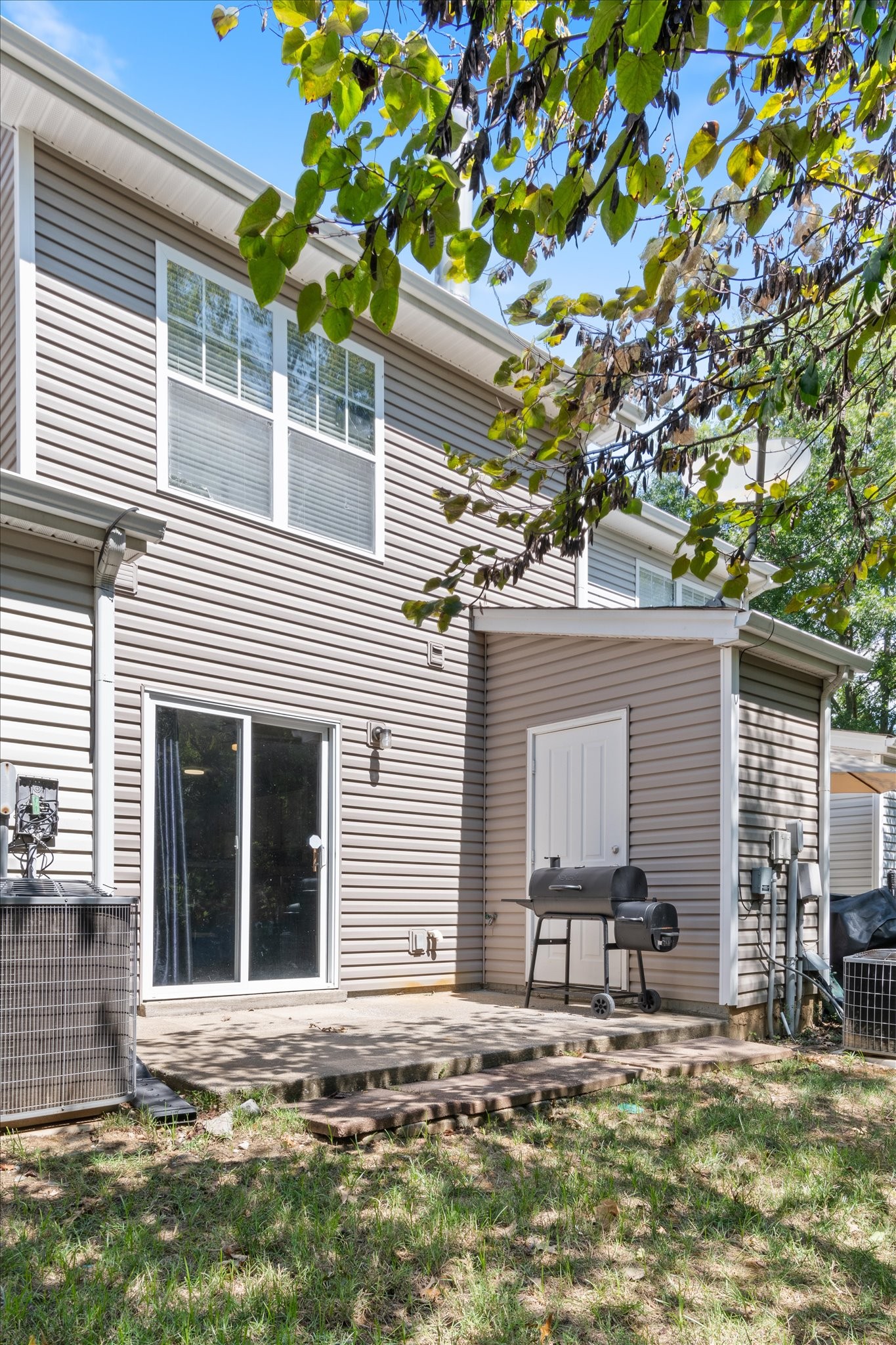 566 Flintlock Ct, Nashville, TN 37217