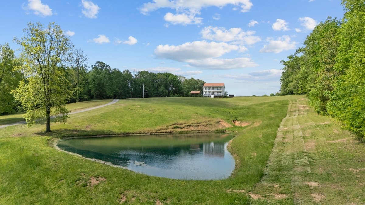 531 Wilson Hollow Rd, Dickson, TN 37055