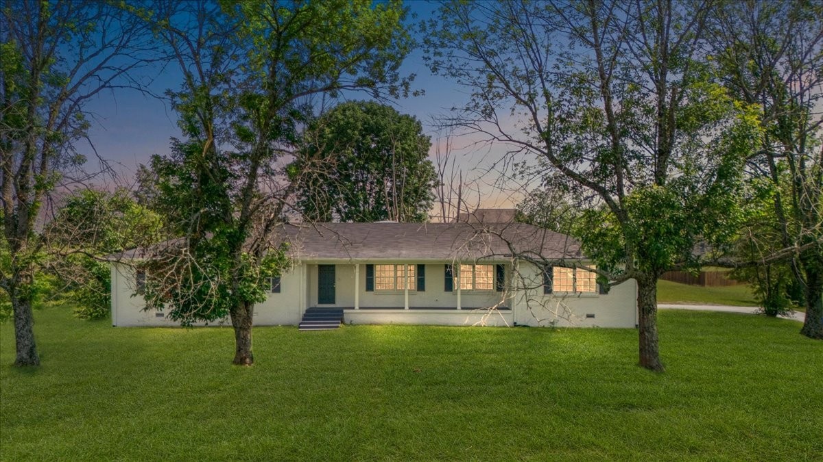 3280 Nina Cir, Lebanon, TN 37087
