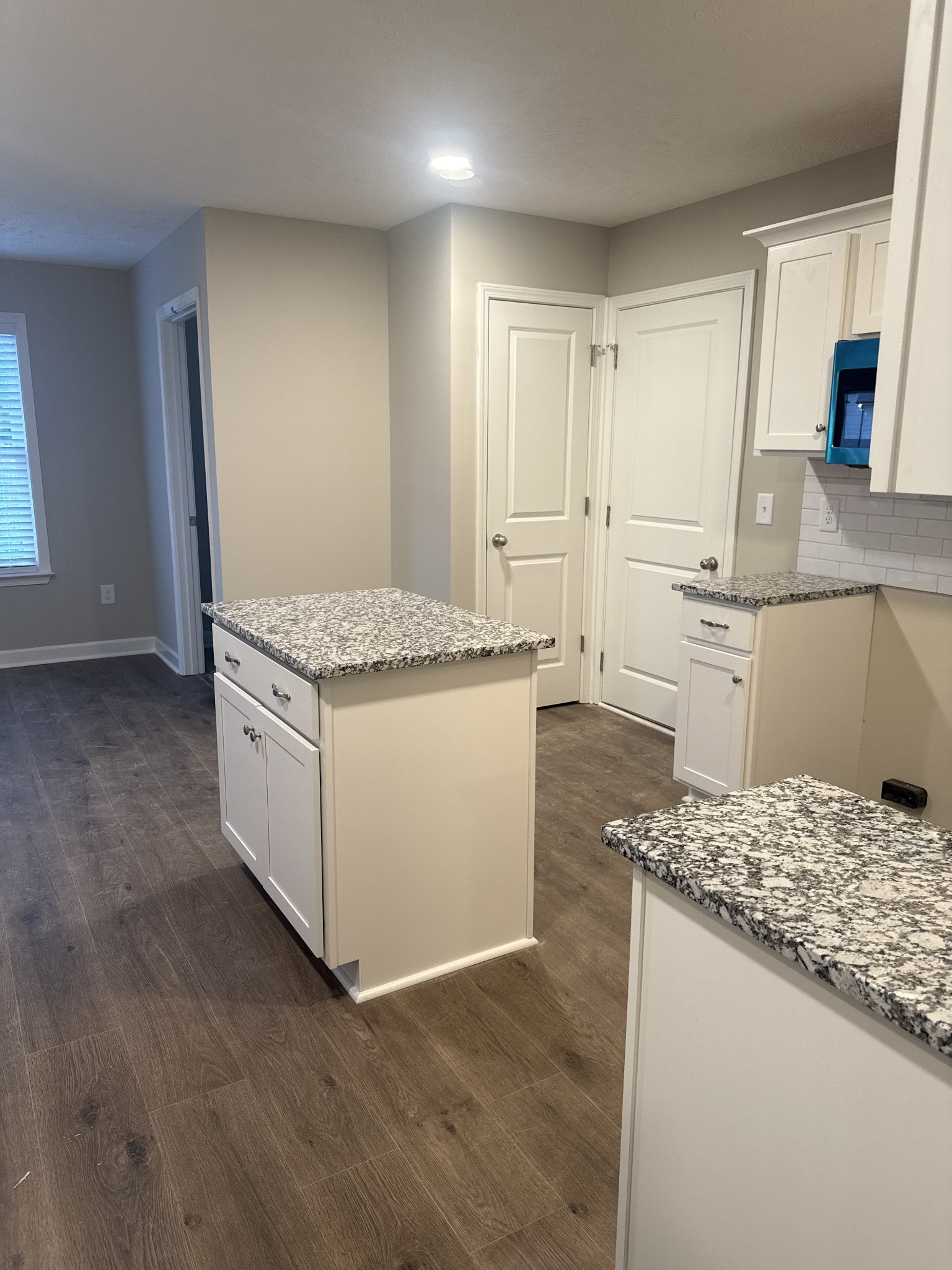3354 Curie Cir, Christiana, TN 37037