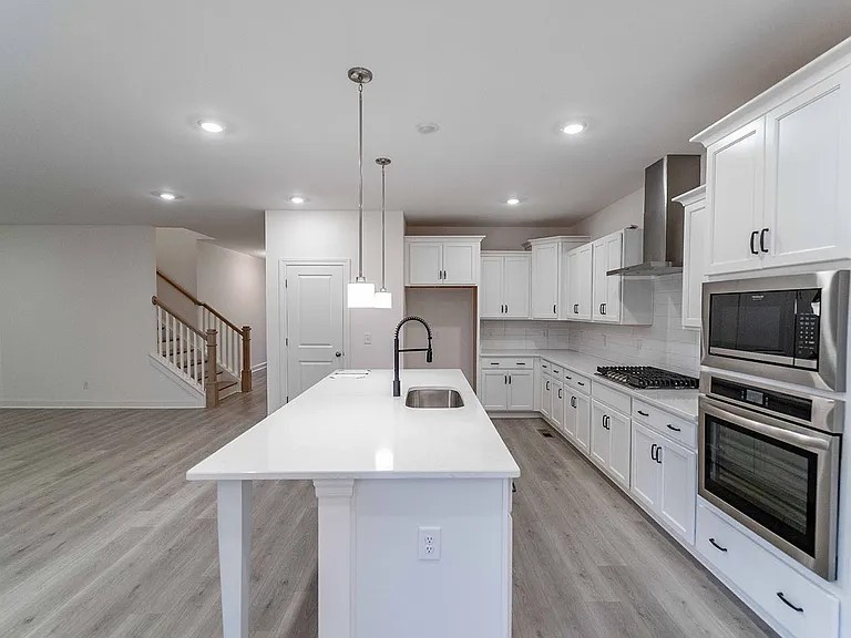333 Pantana Dr, White House, TN 37188