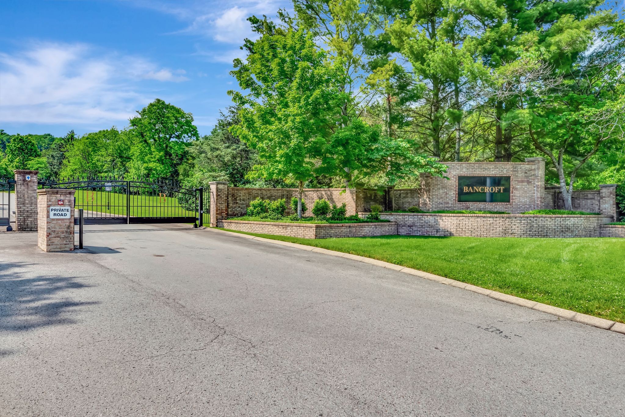 10 Bancroft Pl, Nashville, TN 37215
