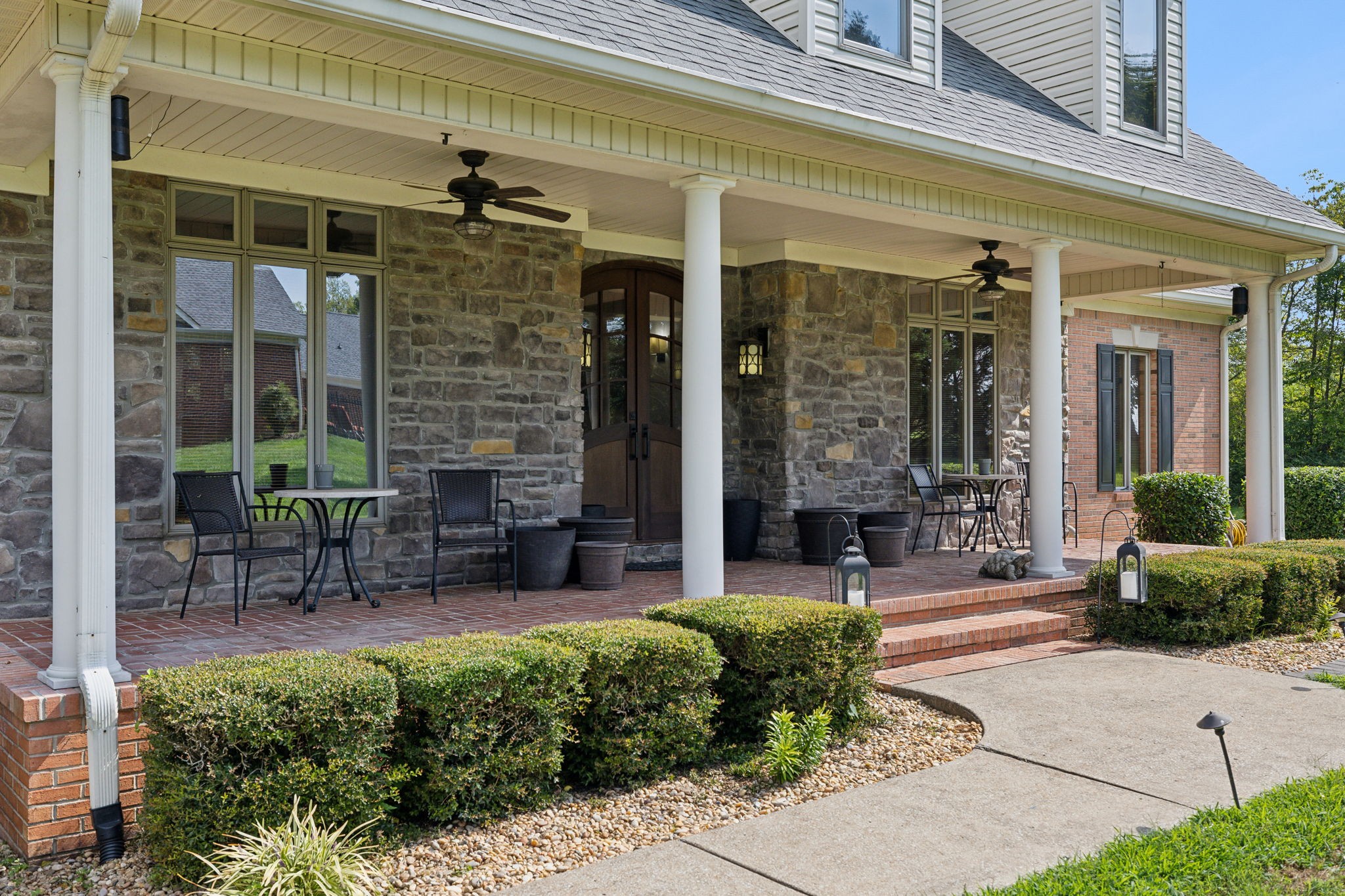 1208 Davidson Ln, Columbia, TN 38401