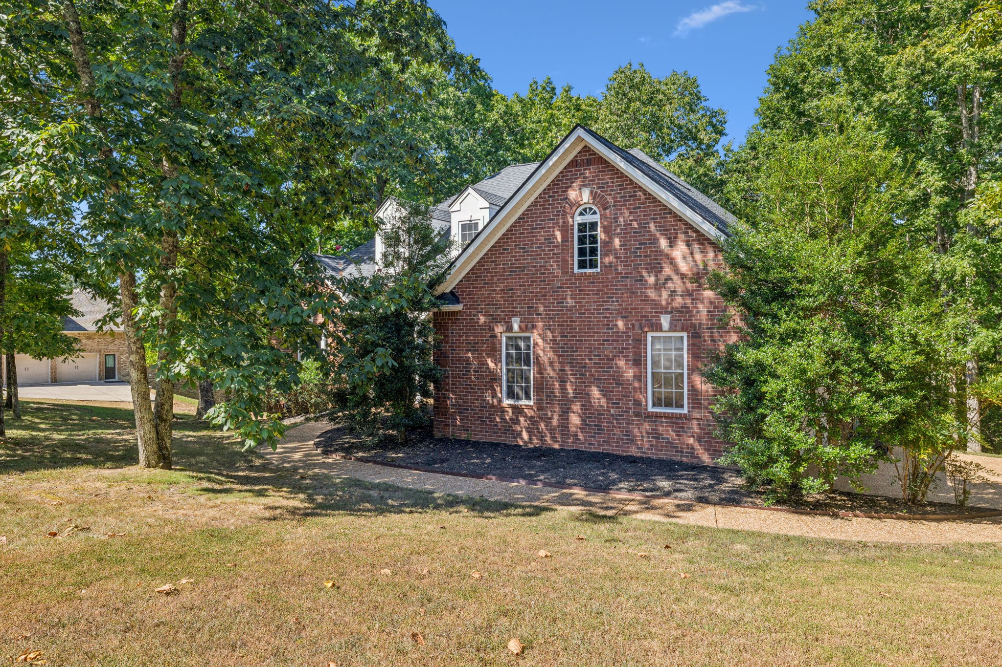 324 Pebblebrook Dr, Ashland City, TN 37015