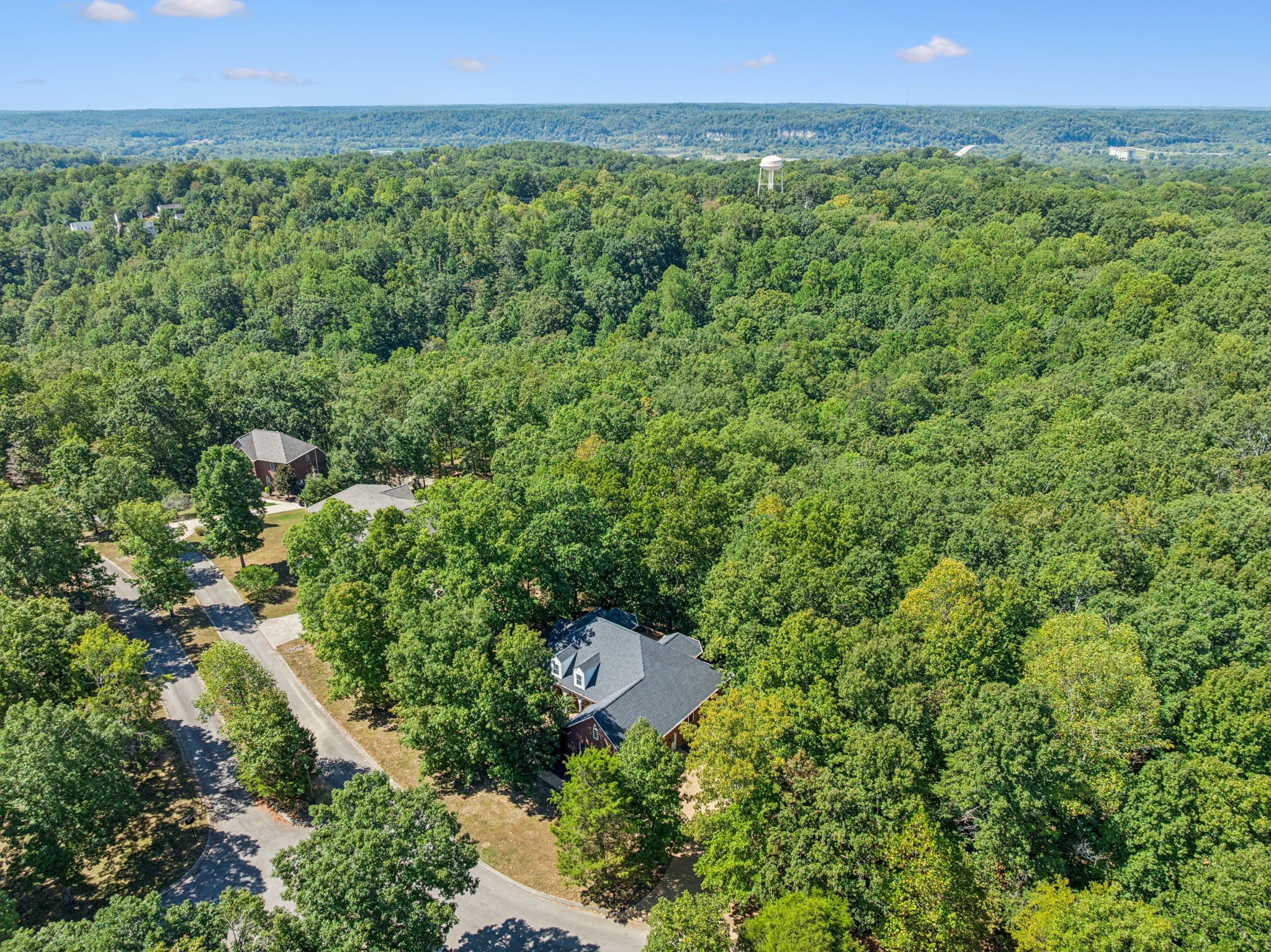 324 Pebblebrook Dr, Ashland City, TN 37015