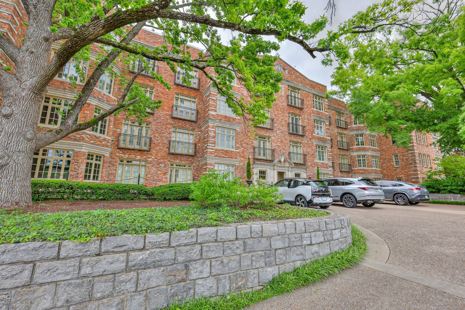 4000 West End Ave #403, Nashville, TN 37205