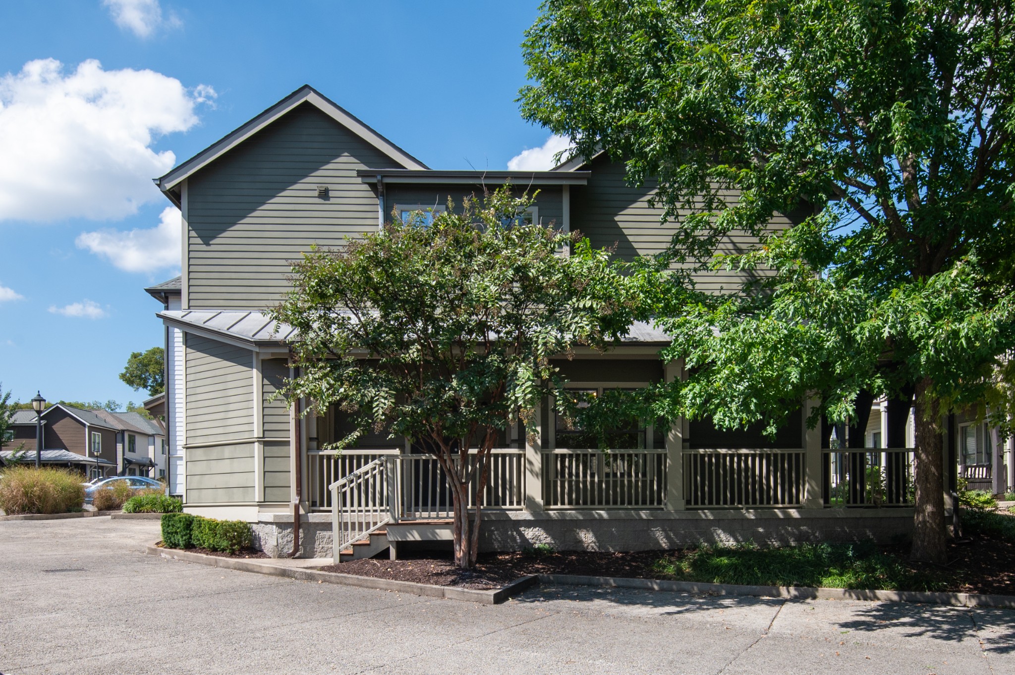 124 Gale Park Ln, Nashville, TN 37204