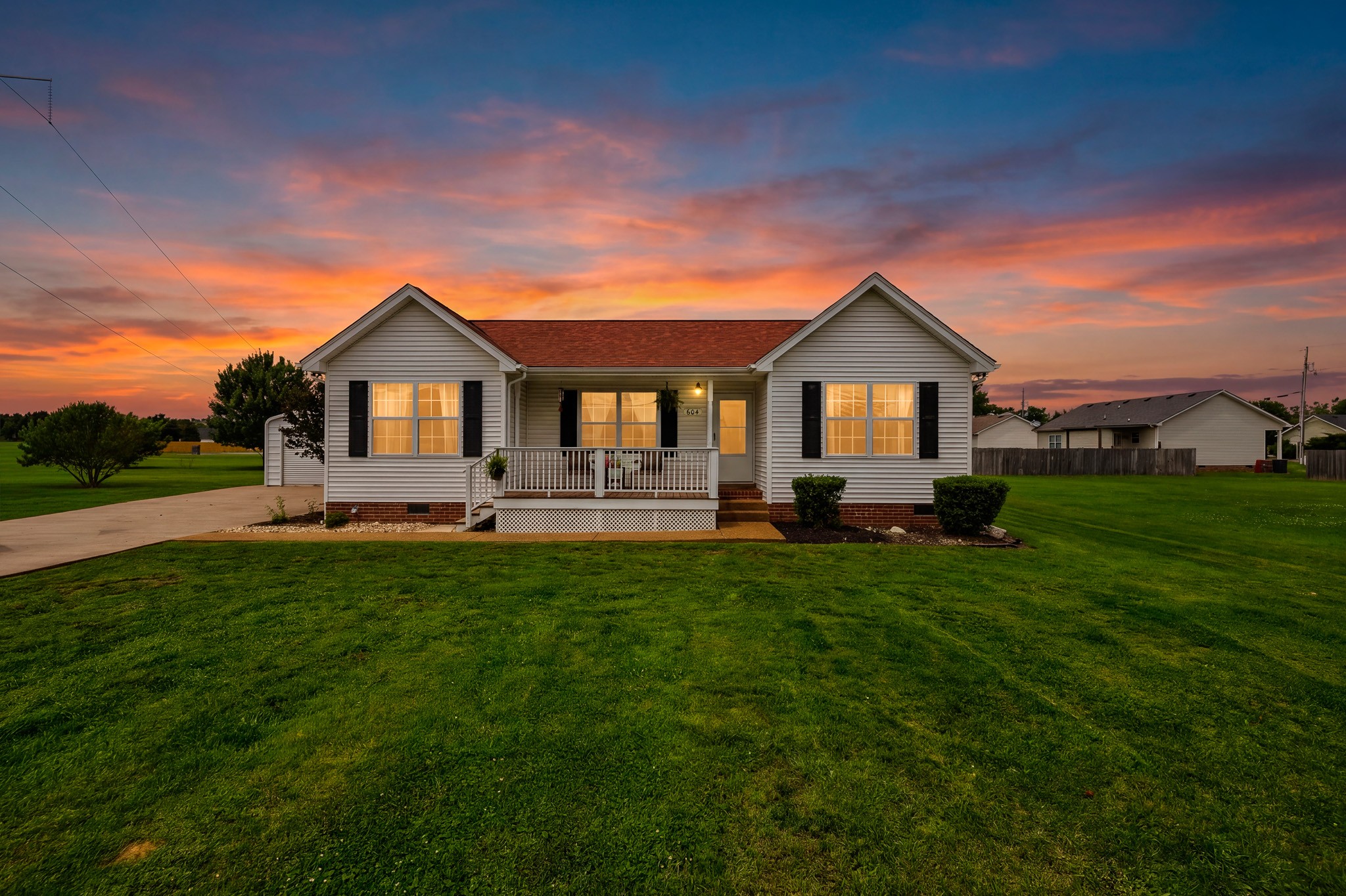 604 Portland Blvd, Portland, TN 37148