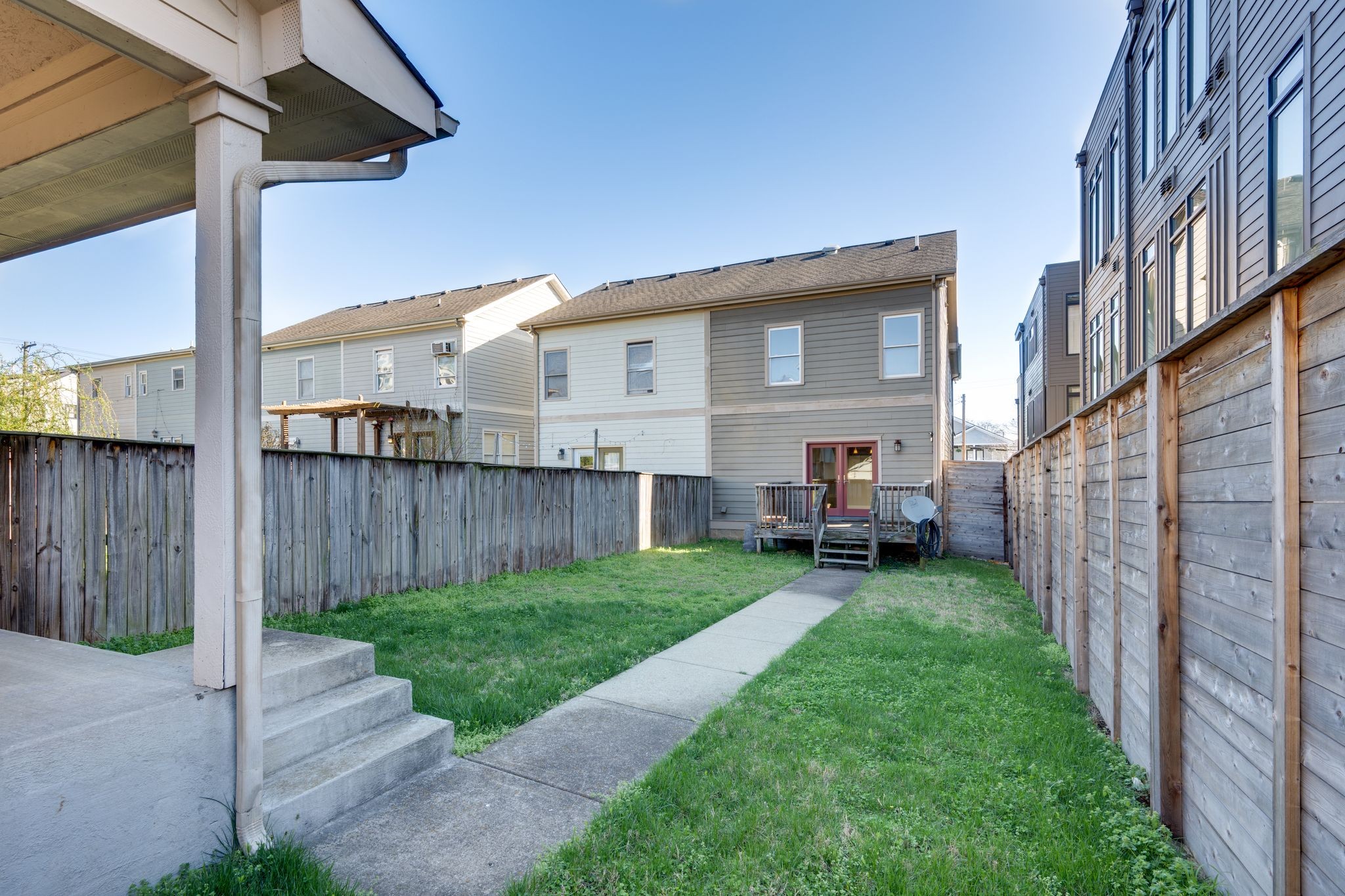 1725 6th Ave N, Nashville, TN 37208
