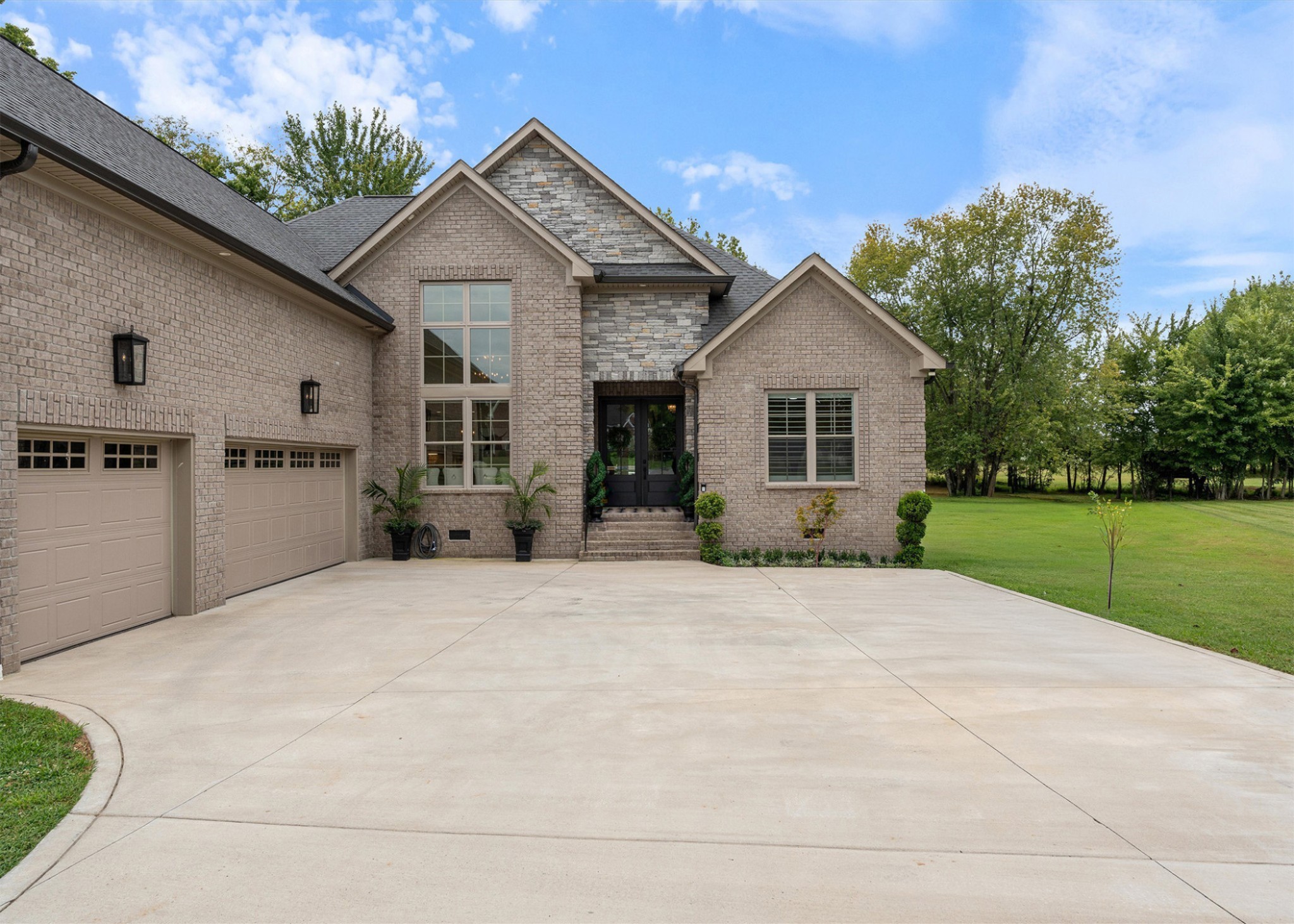 1030 Founders Ln, Portland, TN 37148