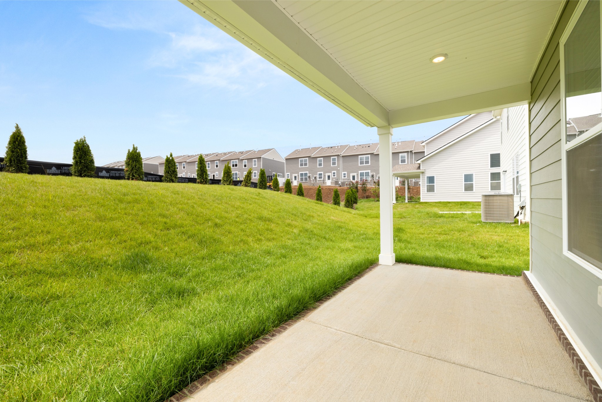 2412 Williams Ridge Dr, Columbia, TN 38401