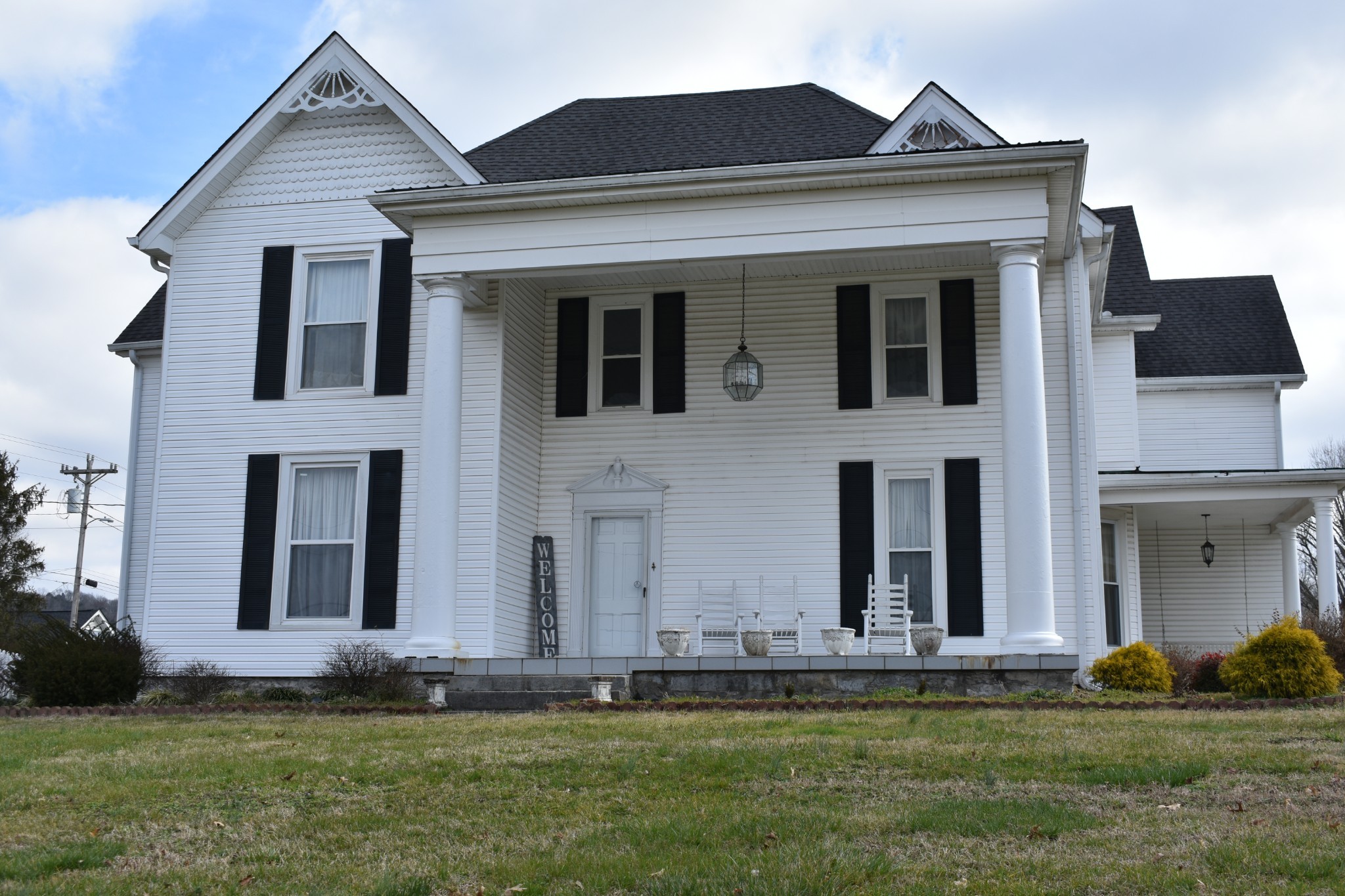 618 Main St N, Carthage, TN 37030