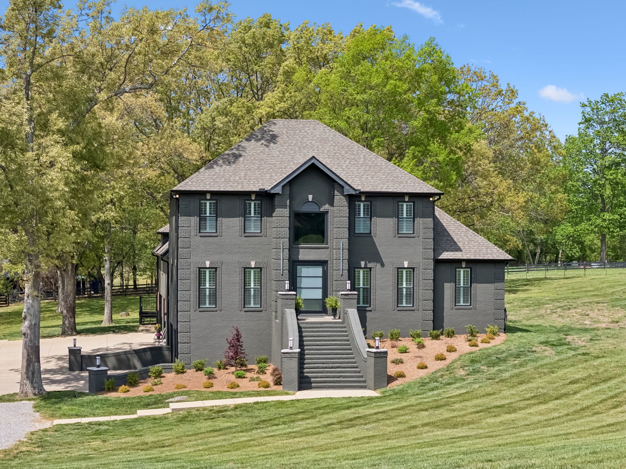 8838 Byrums Chapel Rd, Portland, TN 37148