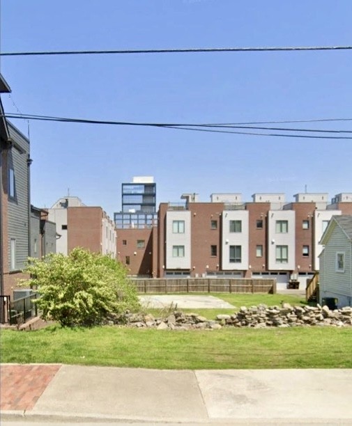 1326 3rd Ave N, Nashville, TN 37208