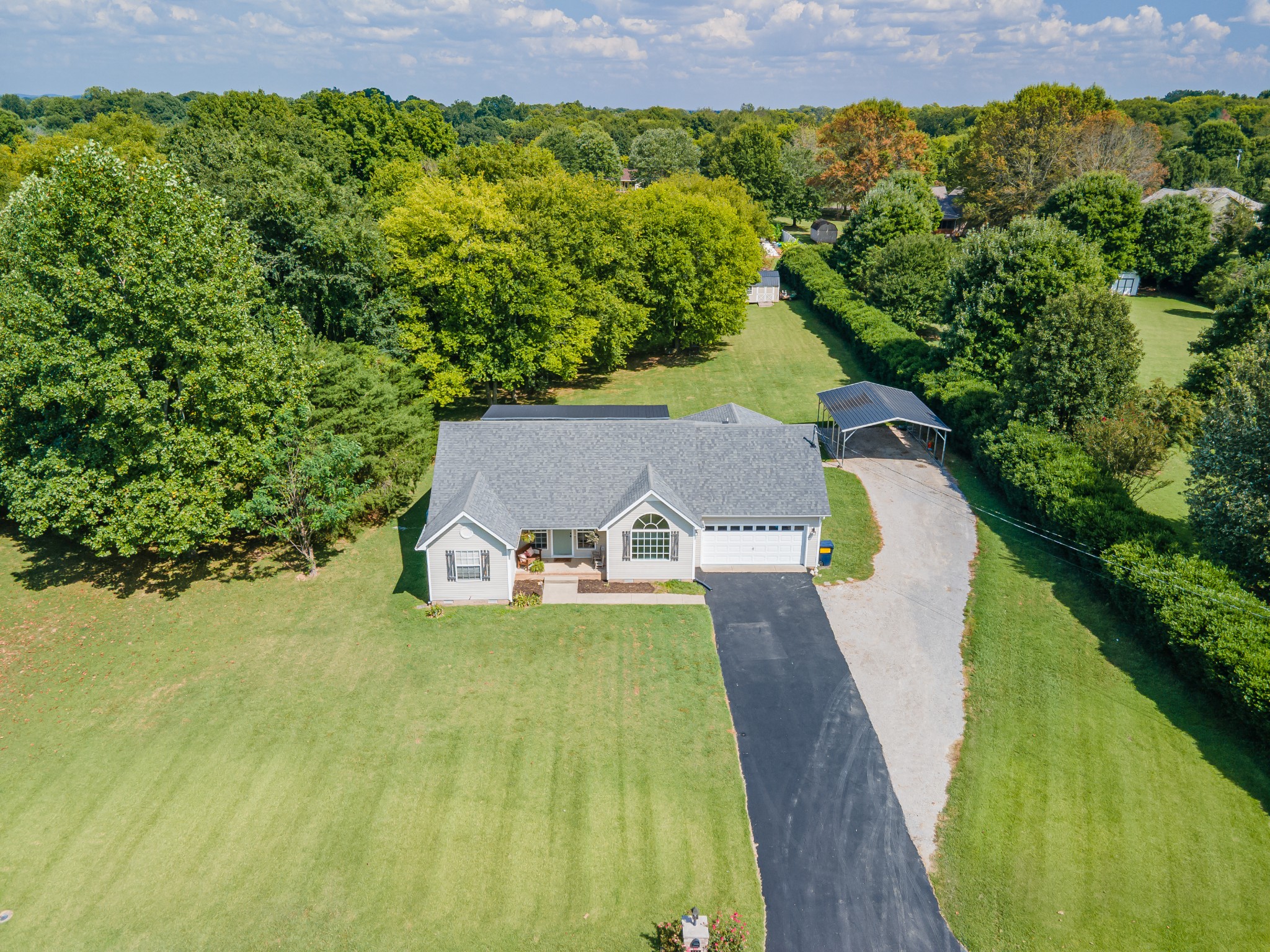 463 White Oak Trl, Spring Hill, TN 37174