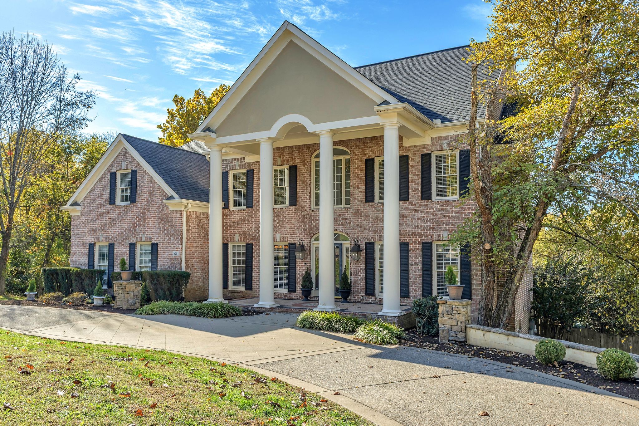 625 German Ln, Franklin, TN 37067