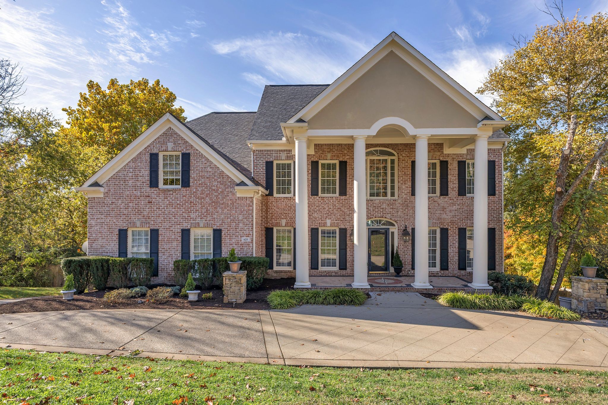 625 German Ln, Franklin, TN 37067