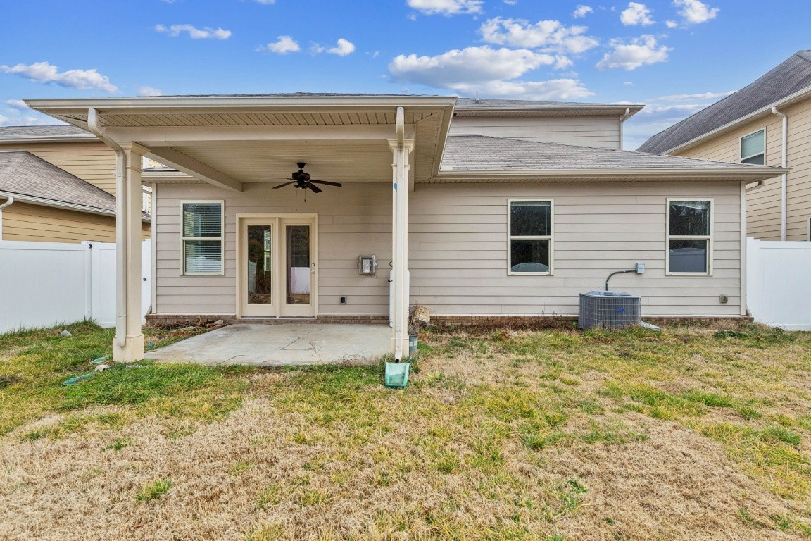 945 Manson Crossing Dr, Murfreesboro, TN 37128