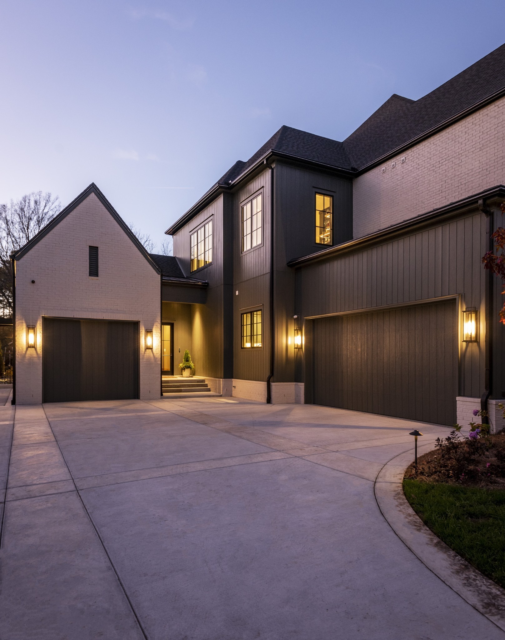 1311 Parker Pl, Brentwood, TN 37027