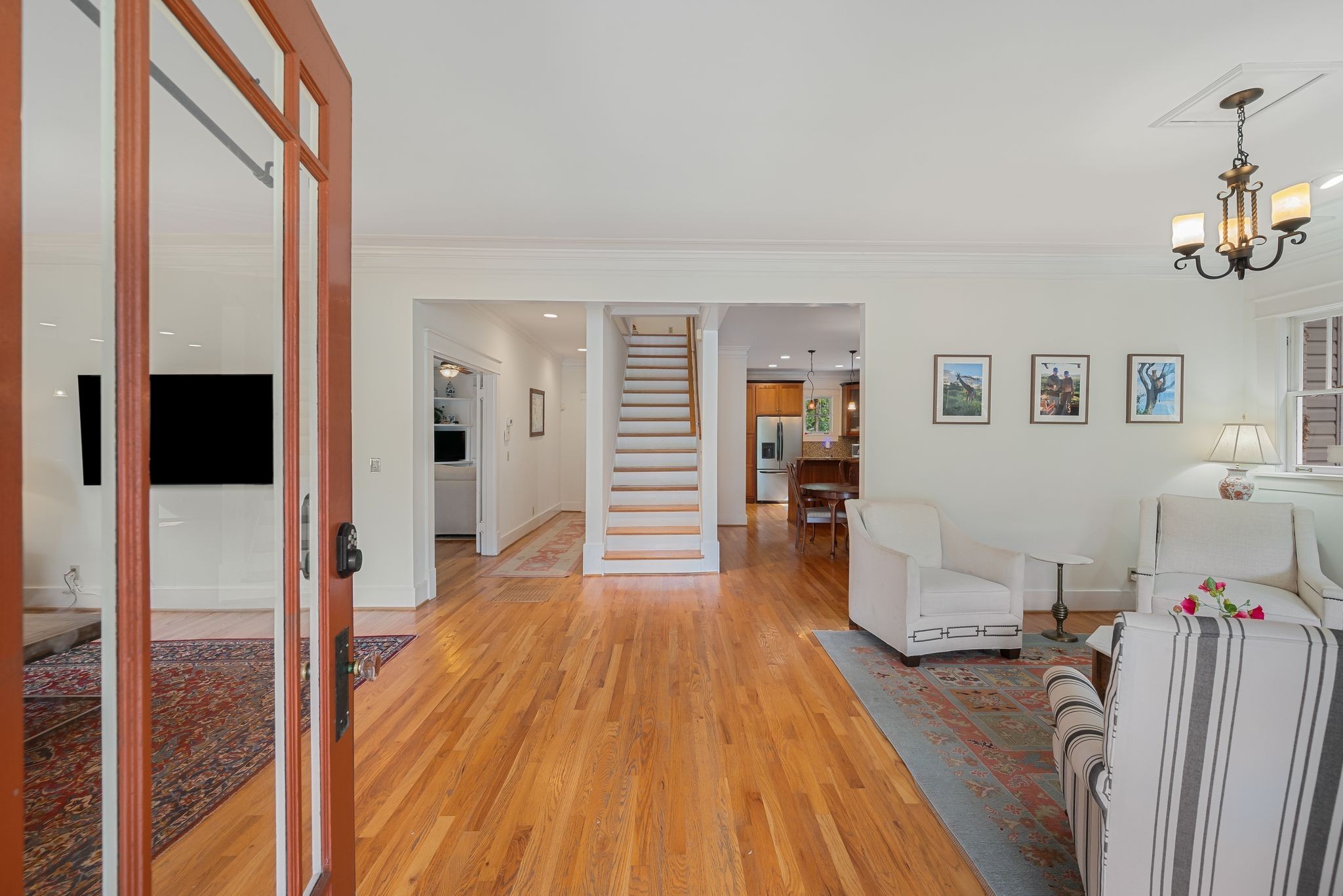 2402 Oakland Ave, Nashville, TN 37212