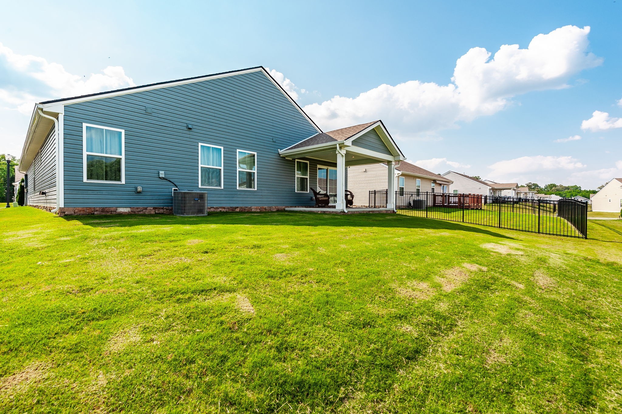 194 Carothers Way, White House, TN 37188