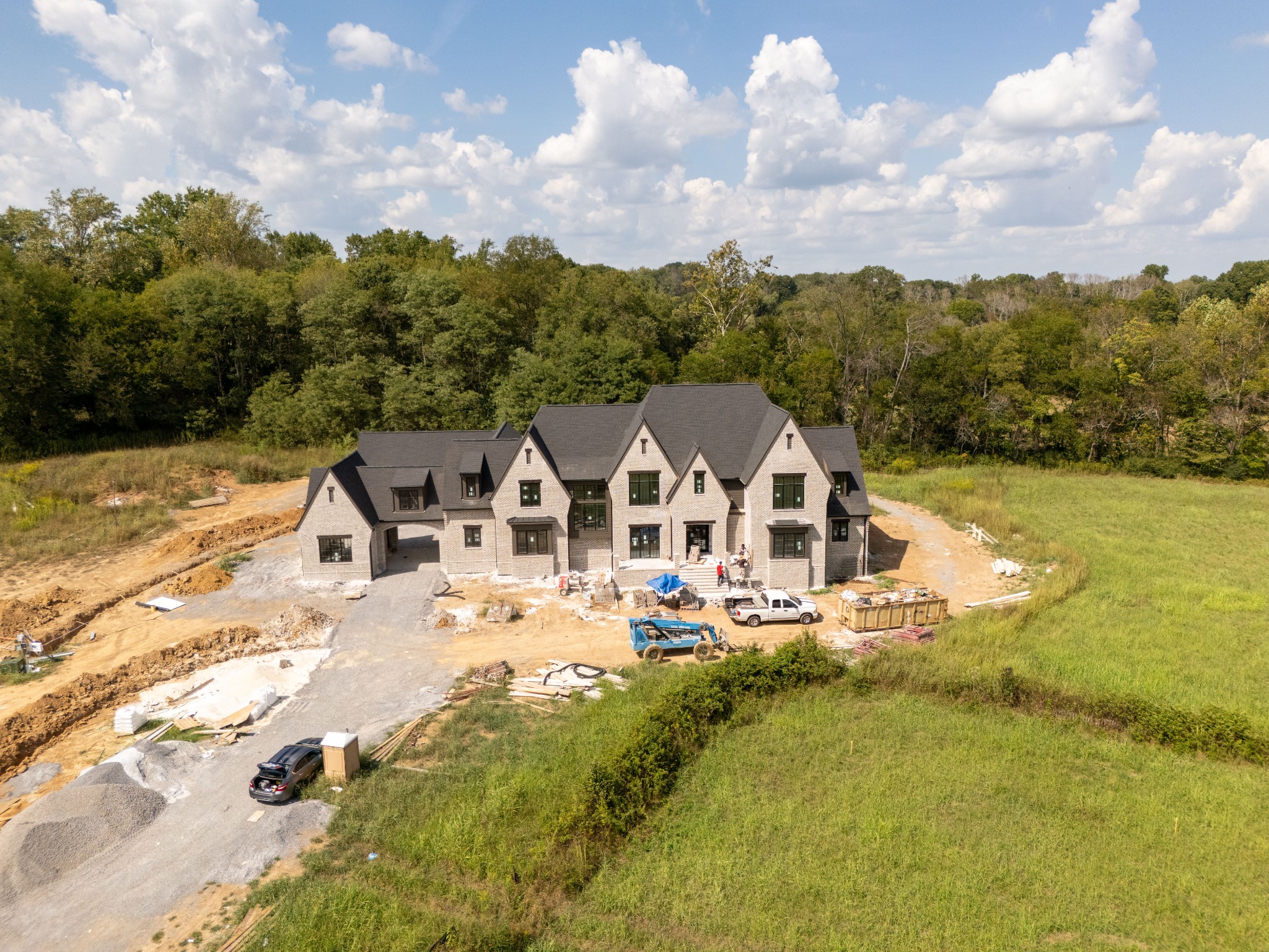 7019 Belcastle Ln, College Grove, TN 37046