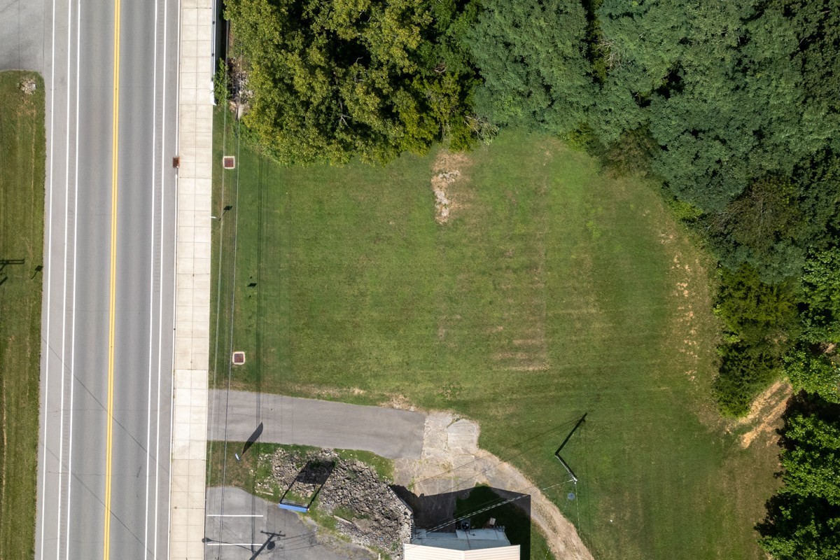 3336 31w Hw, White House, TN 37188