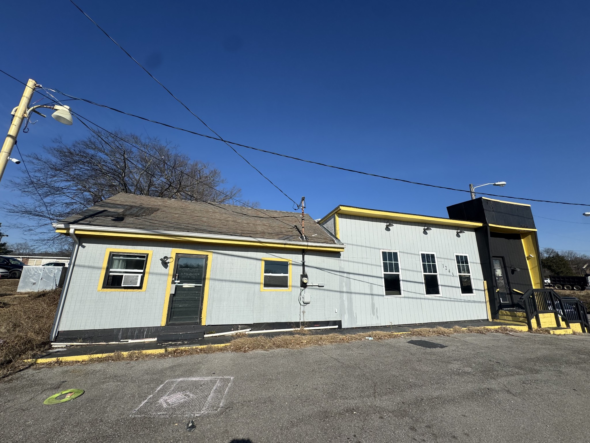 1243 S Dickerson Rd, Goodlettsville, TN 37072