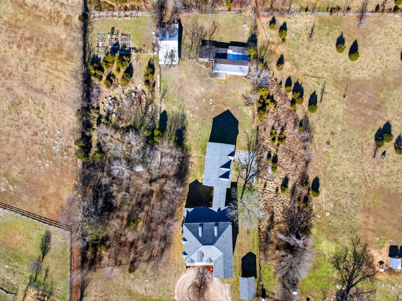 1463B Vesta Rd, Lebanon, TN 37090