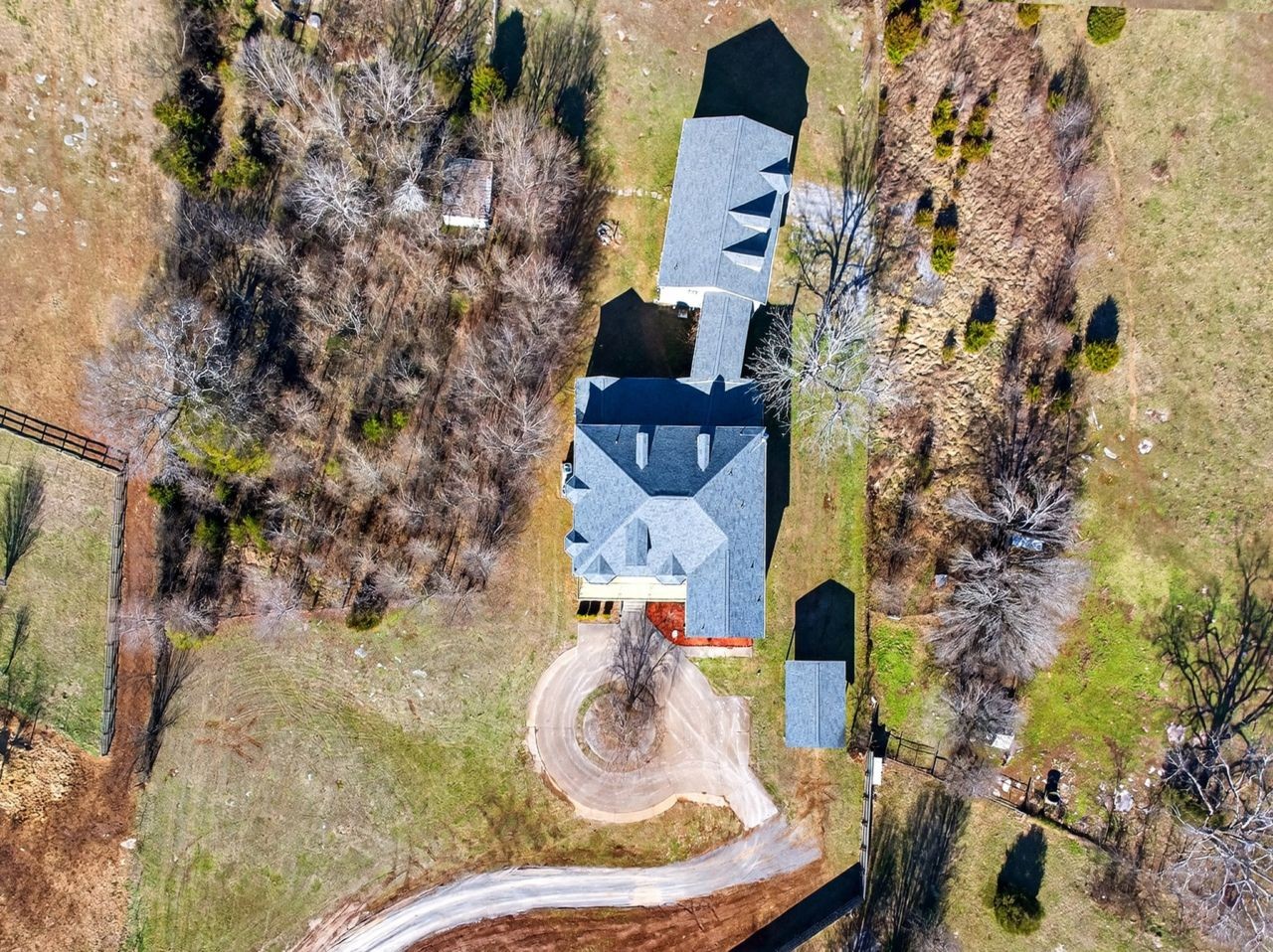 1463B Vesta Rd, Lebanon, TN 37090
