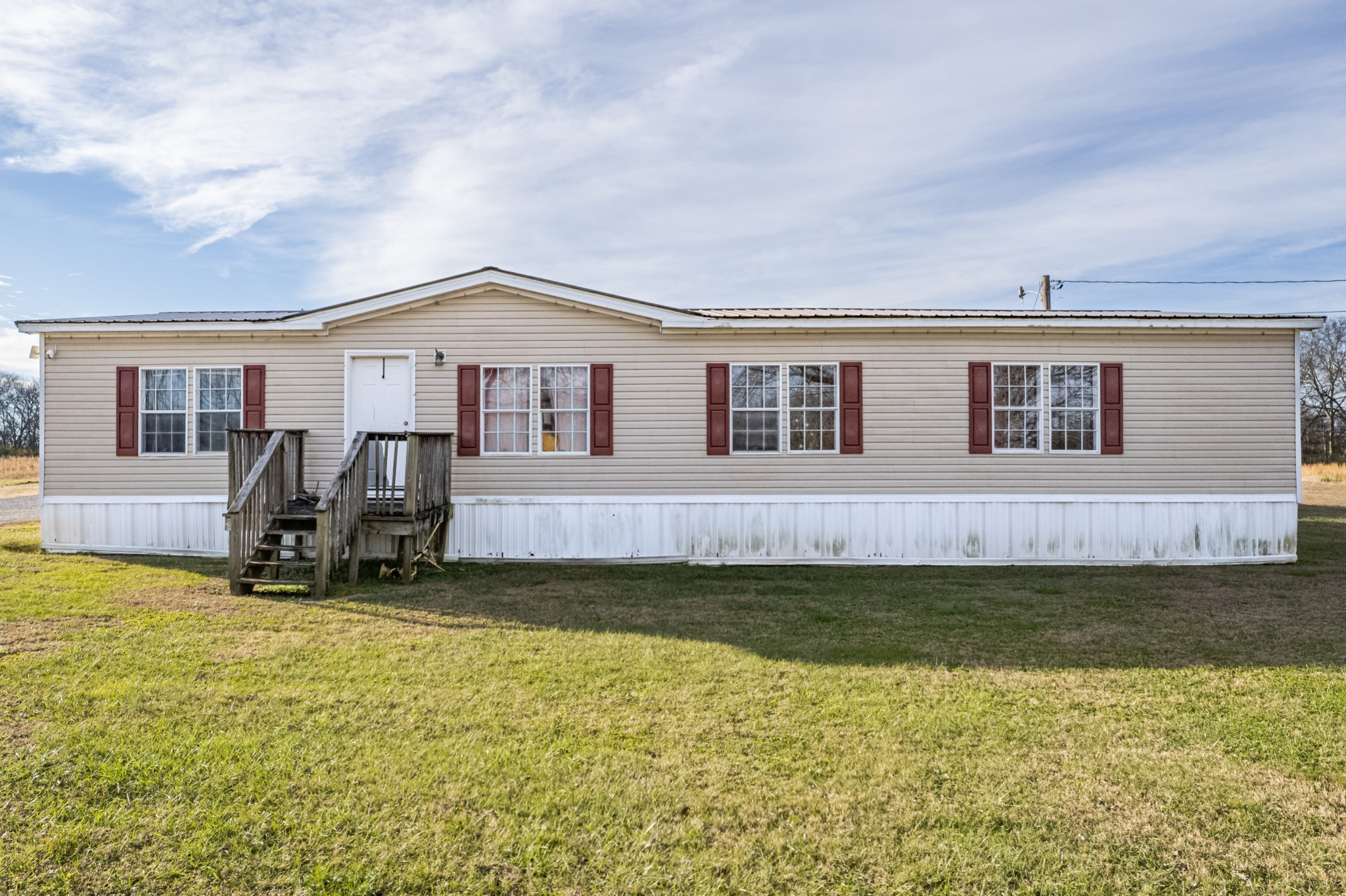 815 S Cross Bridges Rd, Mount Pleasant, TN 38474