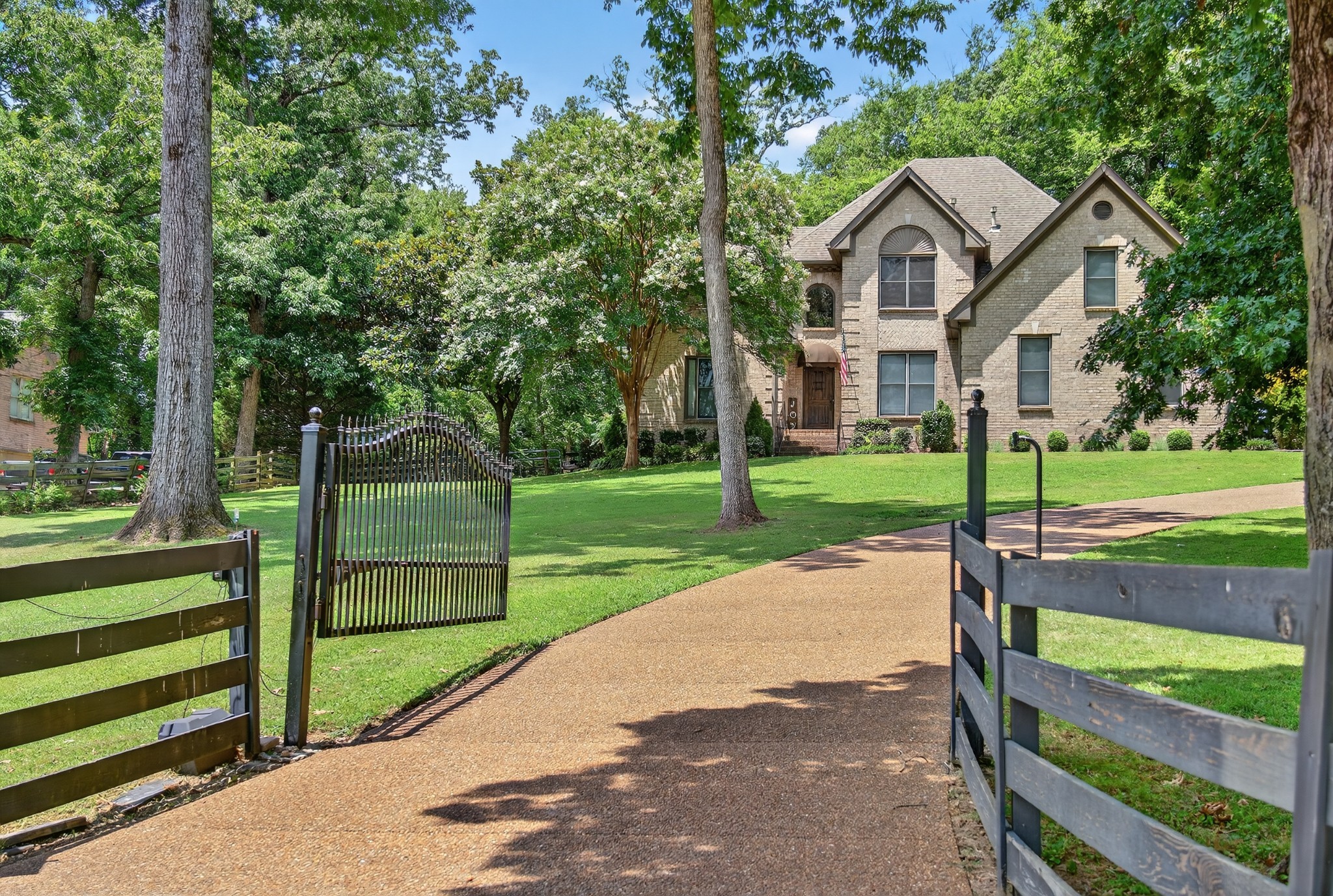 3465 Carothers Pkwy, Franklin, TN 37064
