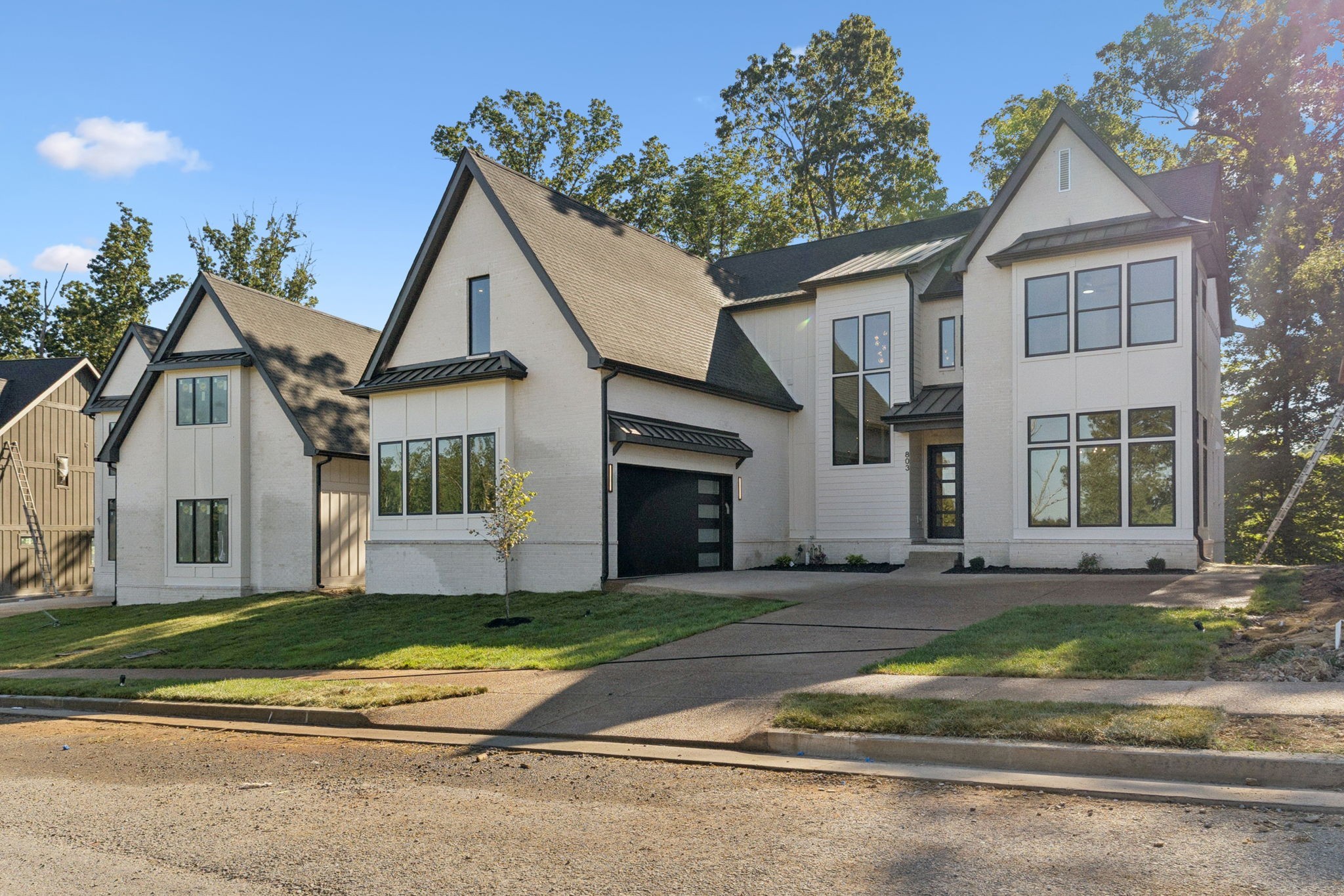 775 Summit Oaks Ct, Nashville, TN 37221