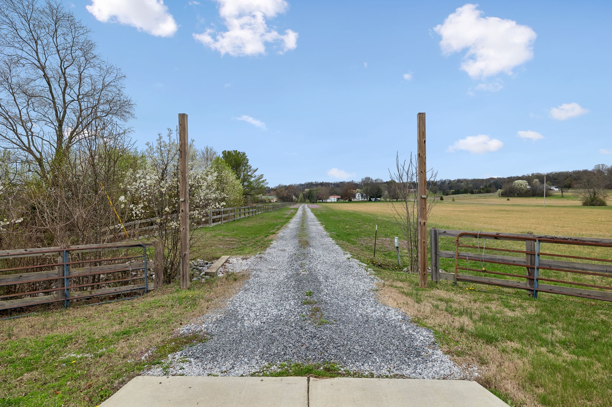 3685 Hartsville Pike, Castalian Springs, TN 37031