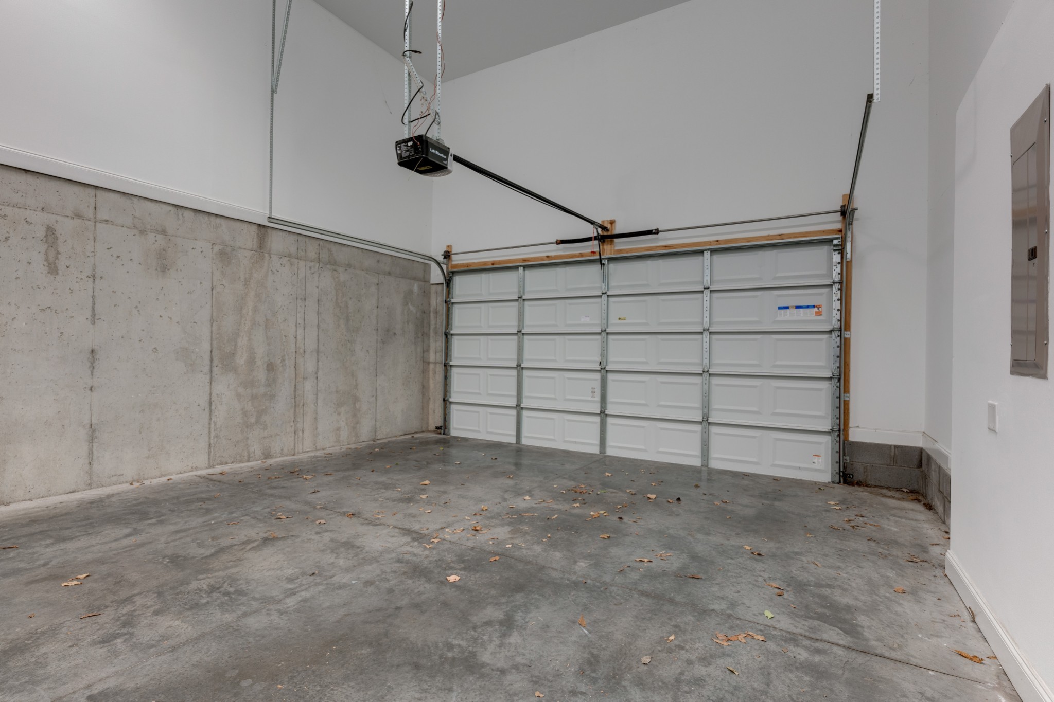 2711 Biloxi Ave, Nashville, TN 37204