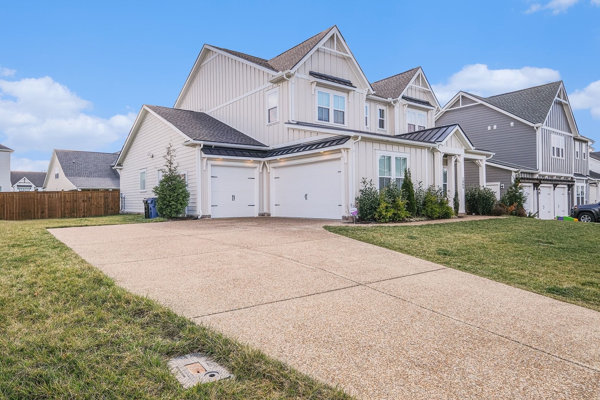 1065 Pine Creek Dr, Arrington, TN 37014