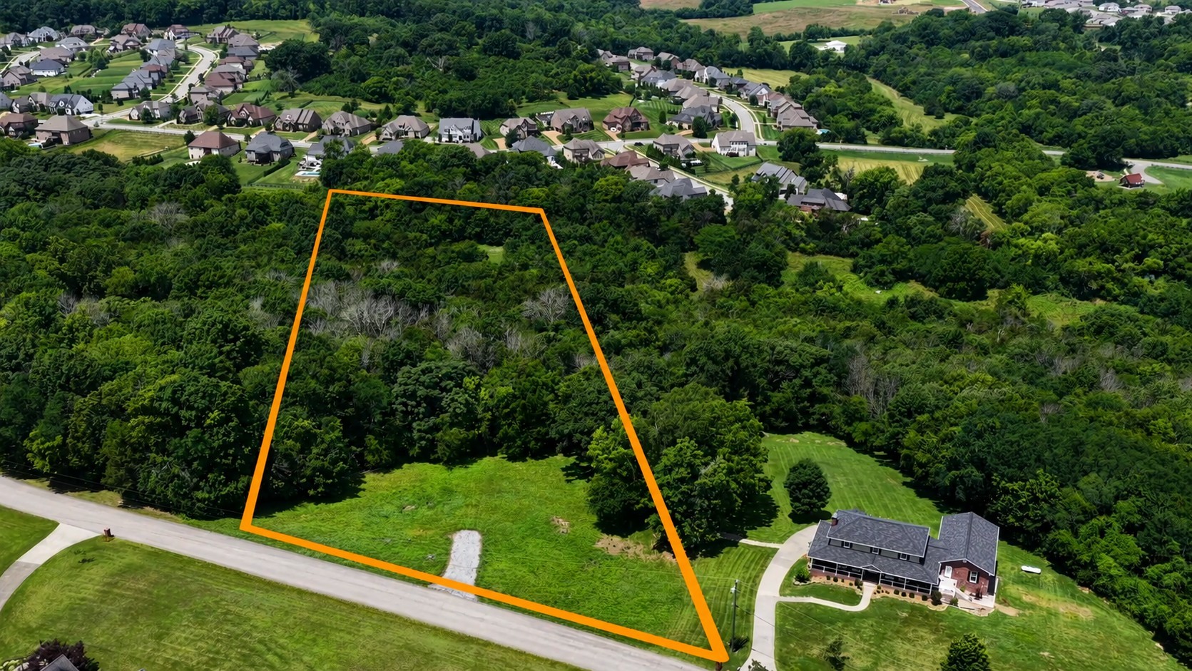 2015 Artesian Dr, Nolensville, TN 37135