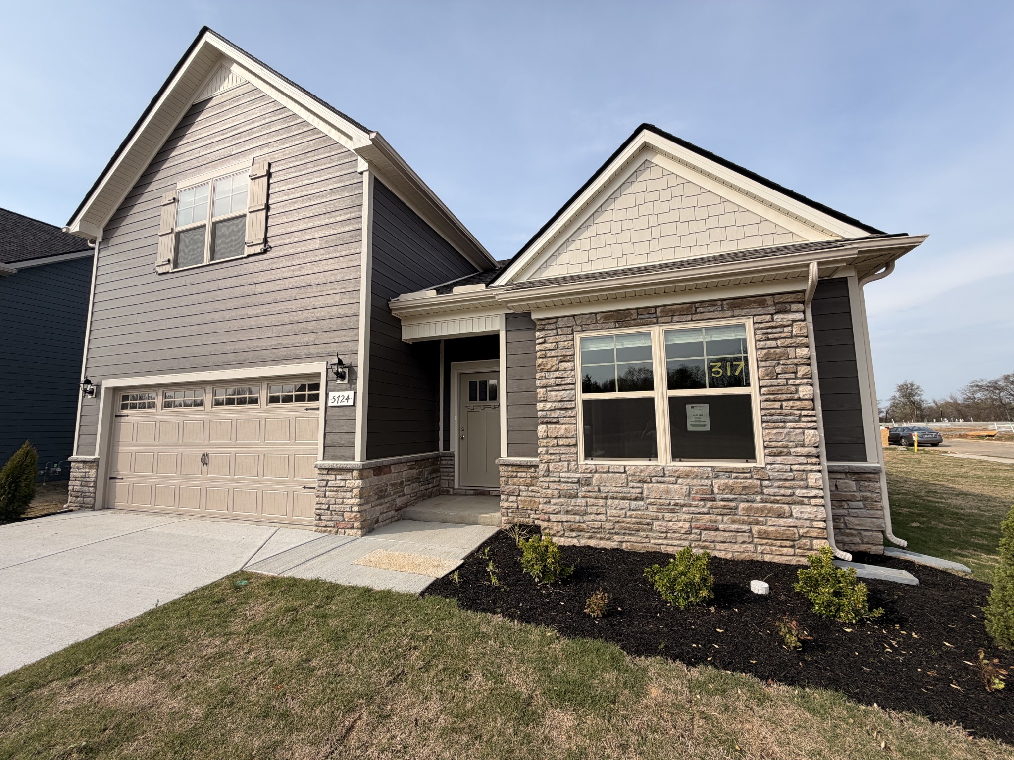 5724 Shoreline Dr, Rockvale, TN 37153