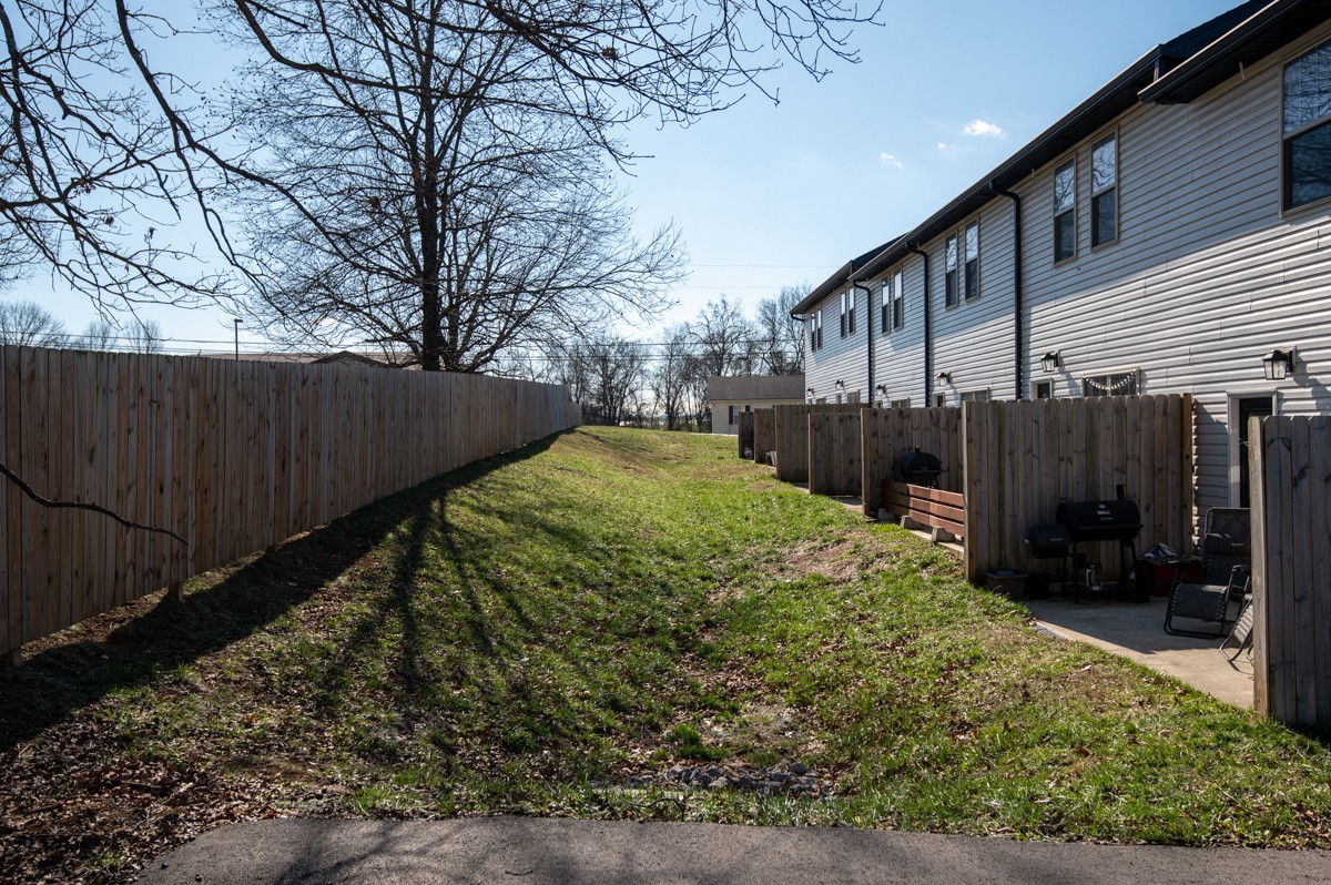 1279 Bluebird Rd, Lebanon, TN 37087