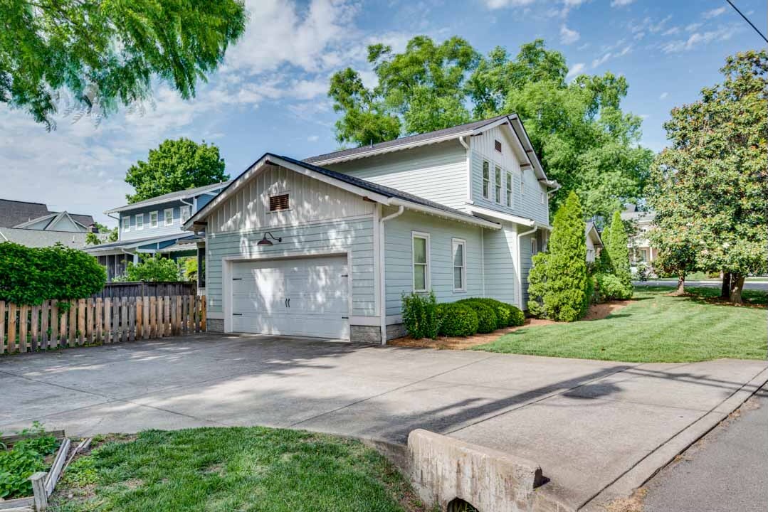 2609 Vaulx Ln, Nashville, TN 37204