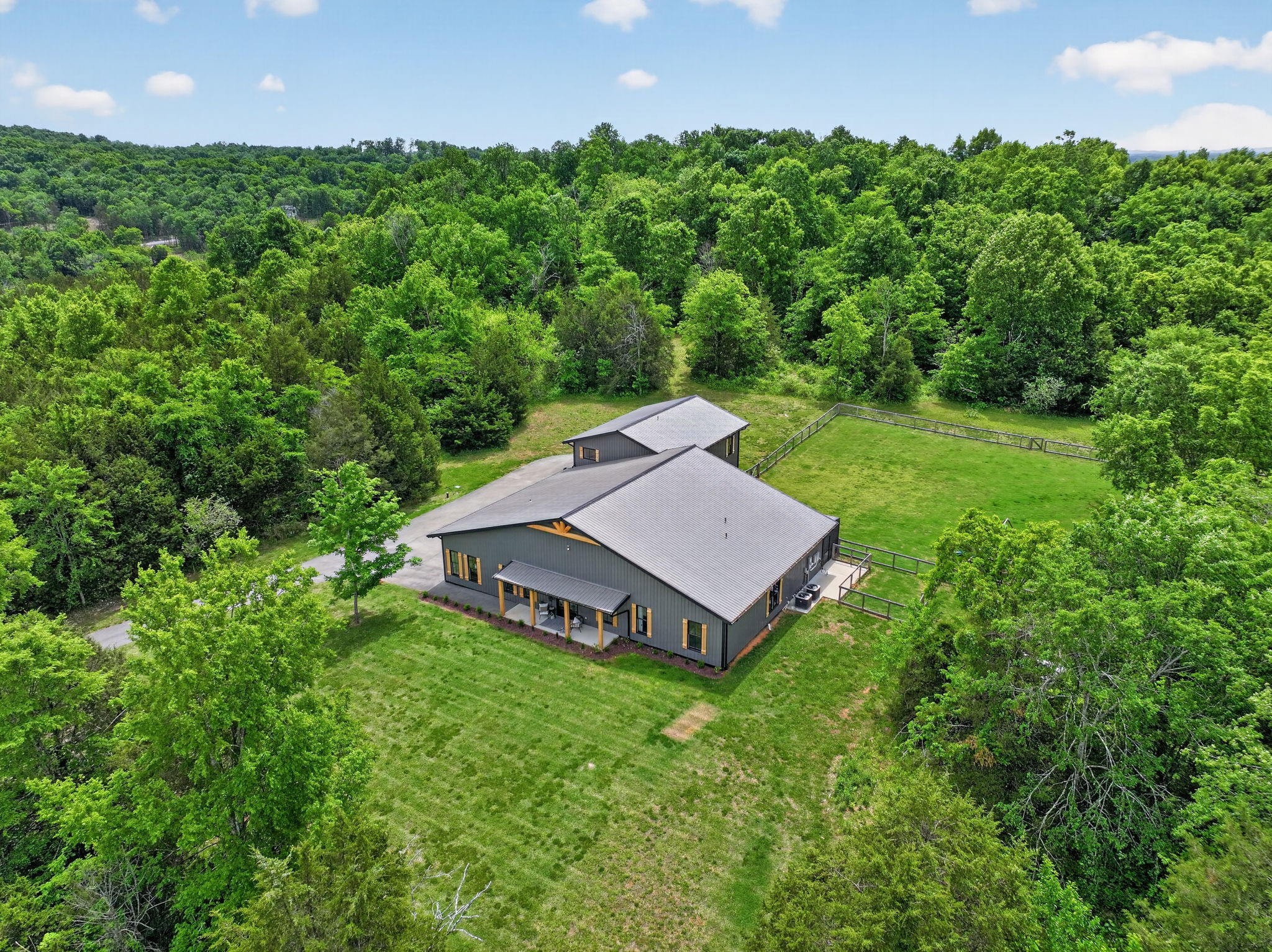 341 Floyd Rd, Eagleville, TN 37060