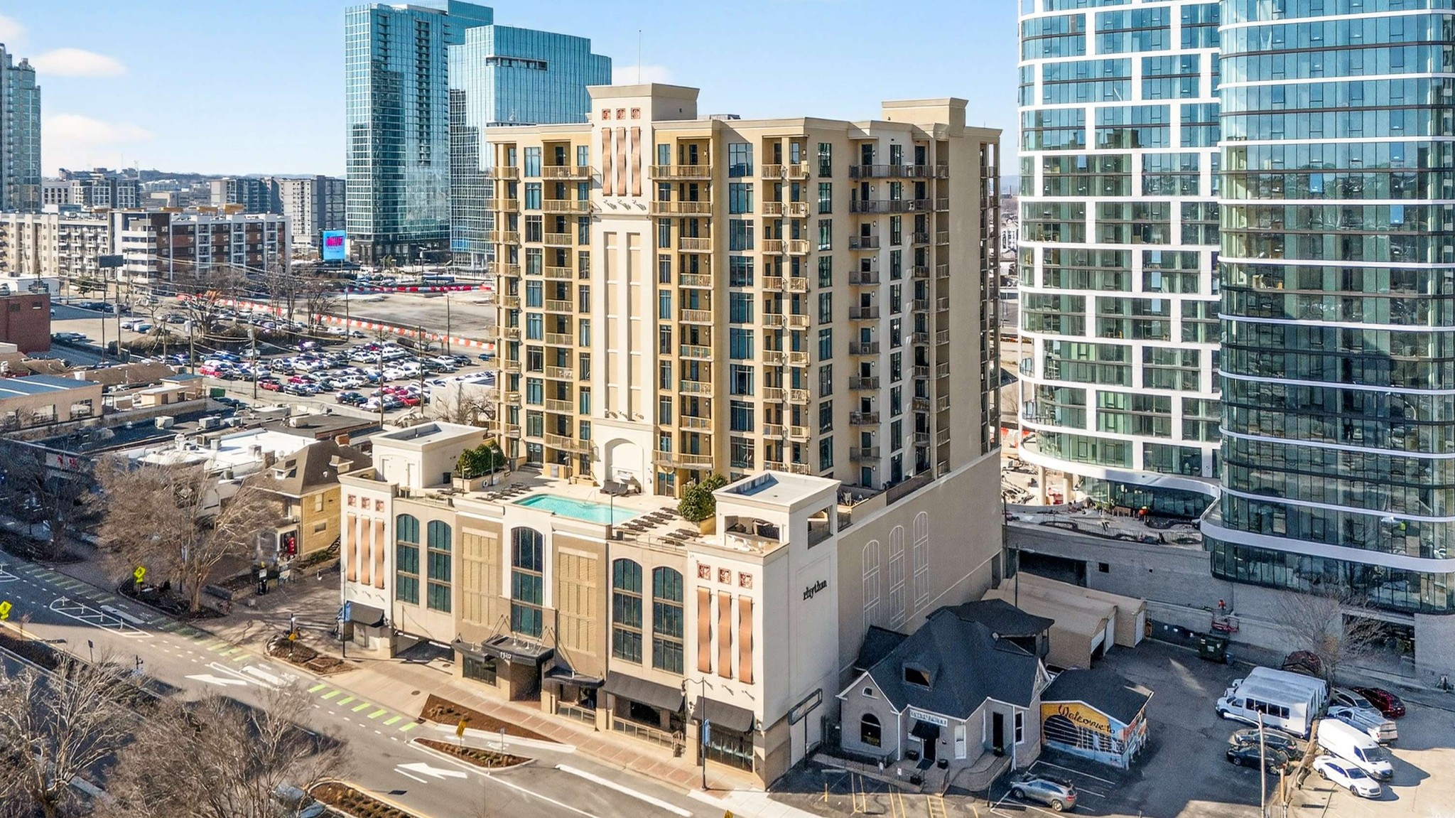 1510 Demonbreun St #904, Nashville, TN 37203