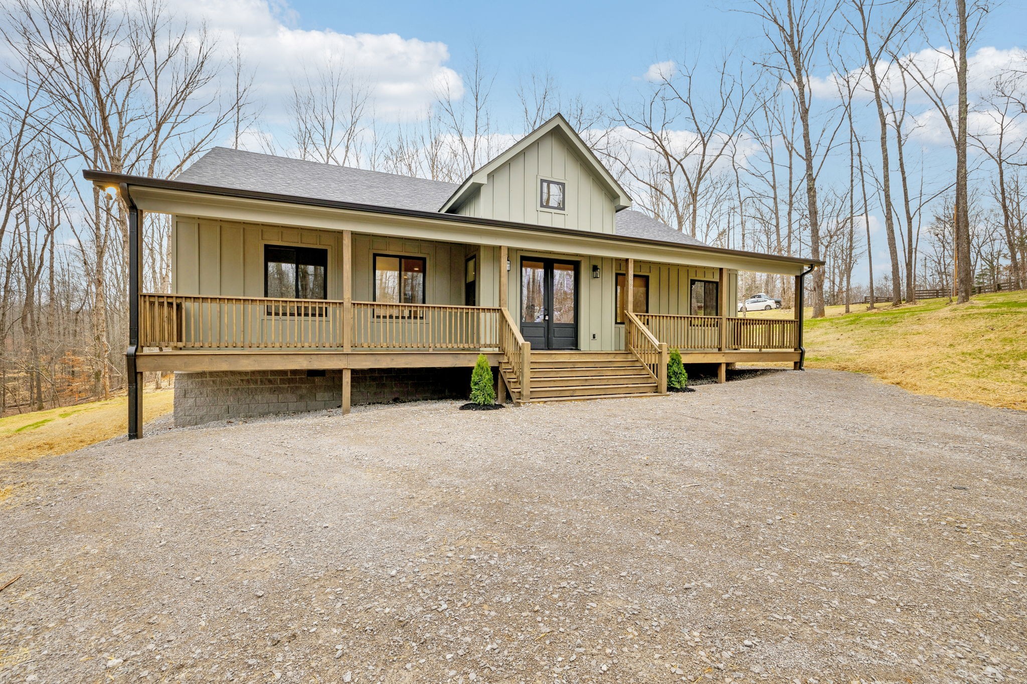 6384 Old Natchez Trce, Santa Fe, TN 38482