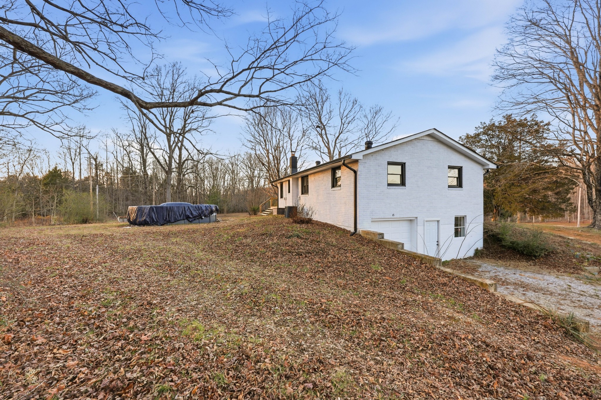 1360 Highway 49 E, Charlotte, TN 37036